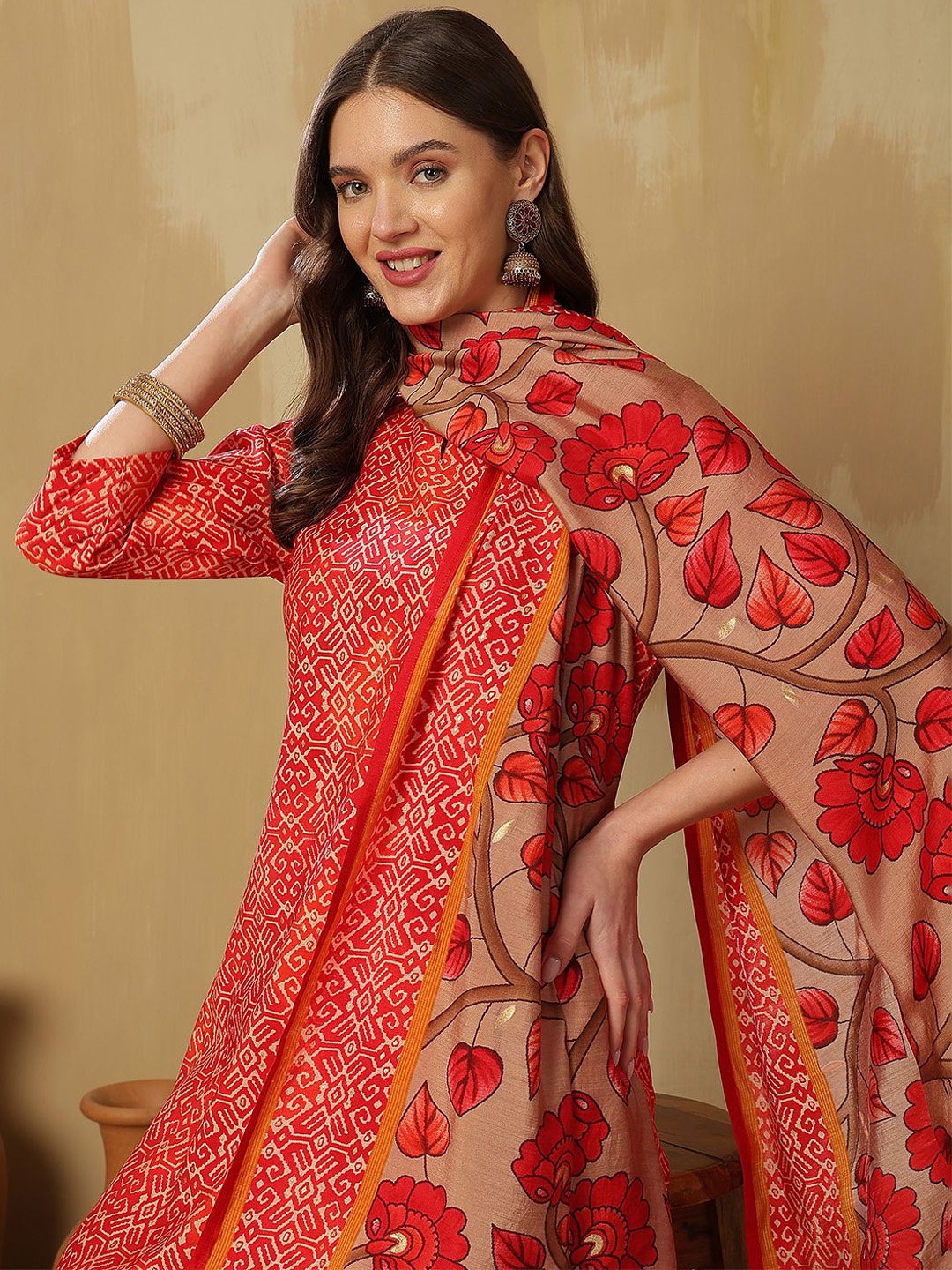 Anouk Women Printed Regular Thread Work Pure Silk Kurta with Trousers & With Dupatta, Red
Anouk Women Printed Regular Thread Work Pure Silk Kurta with Trousers & With Dupatta, Red