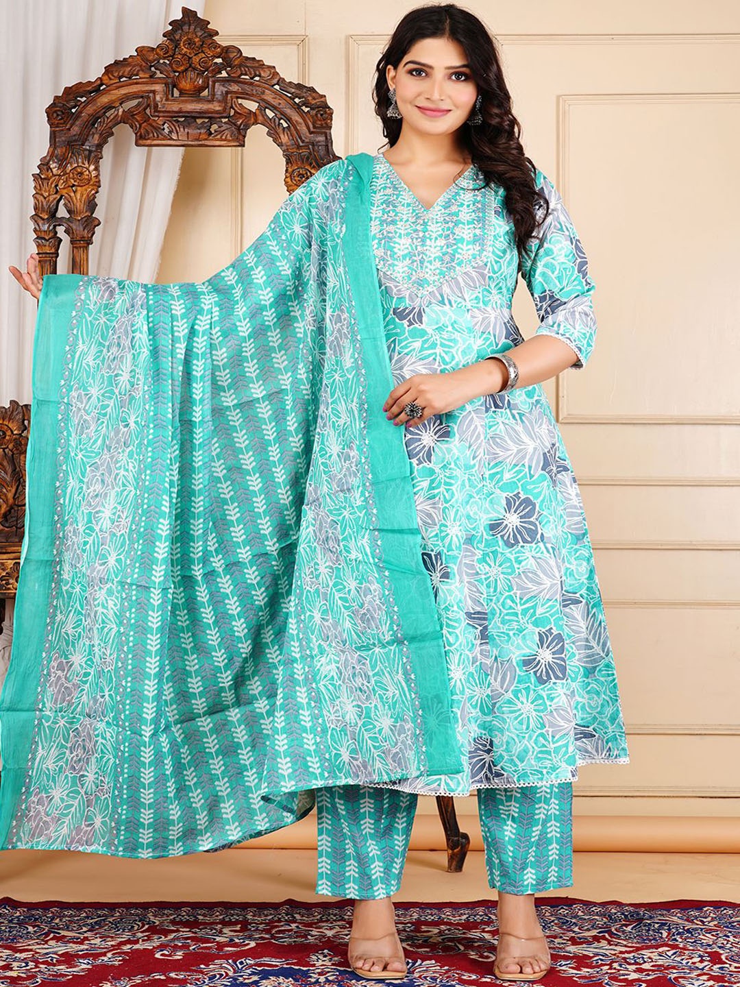 JD FINISHING Women Floral Printed Tiered Kantha Work Pure Cotton Kurti with Palazzos & With Dupatta, Sea green
JD FINISHING Women Floral Printed Tiered Kantha Work Pure Cotton Kurti with Palazzos & With Dupatta, Sea green