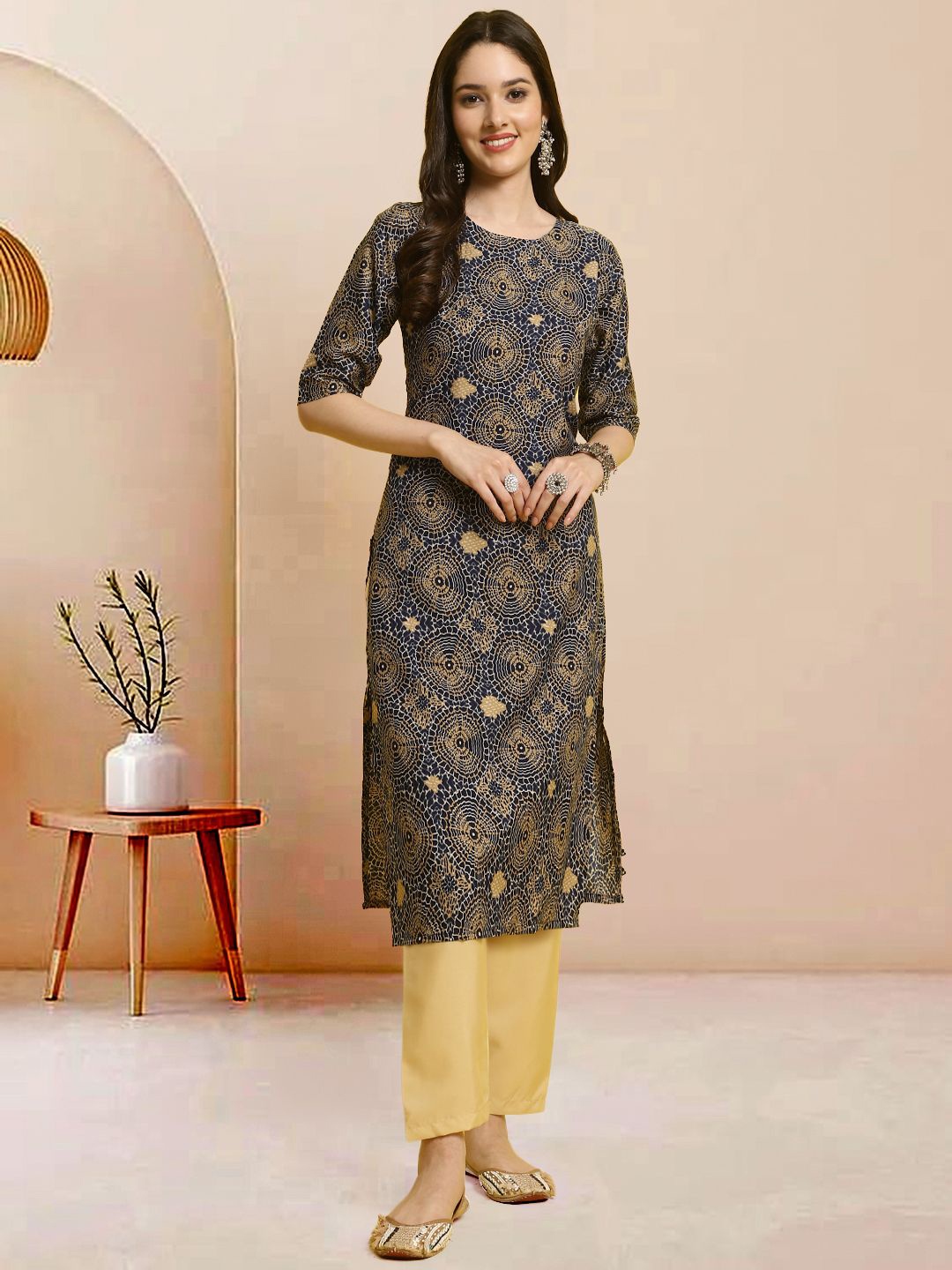 Moda Rapido Geometric Printed Round Neck Straight Kurta With Trousers, Navy blue
Moda Rapido Geometric Printed Round Neck Straight Kurta With Trousers, Navy blue