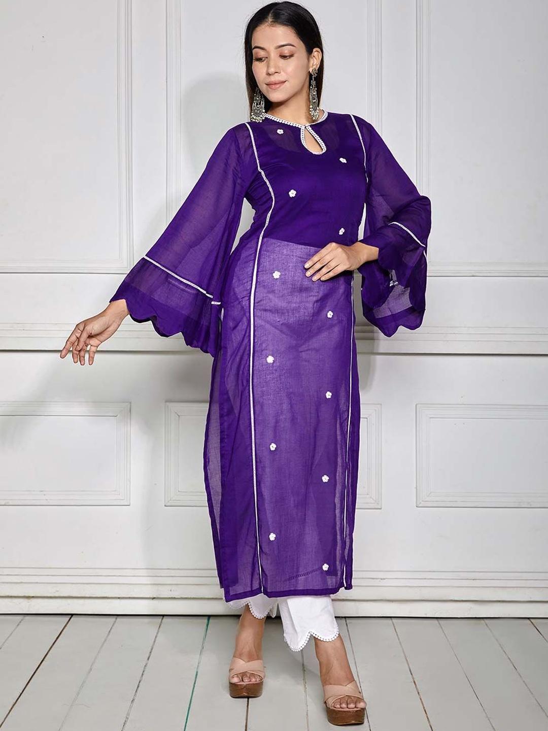 NUD Rebecca Floral Embroidered Flared Sleeves Keyhole Neck Straight Kurta With Trouser, Purple
NUD Rebecca Floral Embroidered Flared Sleeves Keyhole Neck Straight Kurta With Trouser, Purple
