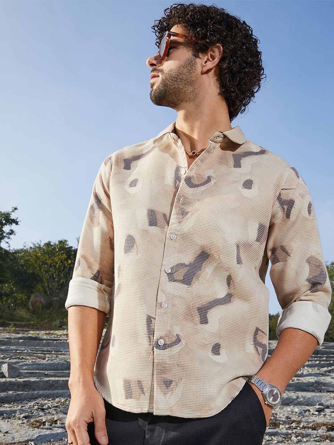Campus Sutra Men Comfort Fit Spread Collar Abstract Printed Cotton Casual Shirt, Beige
Campus Sutra Men Comfort Fit Spread Collar Abstract Printed Cotton Casual Shirt, Beige