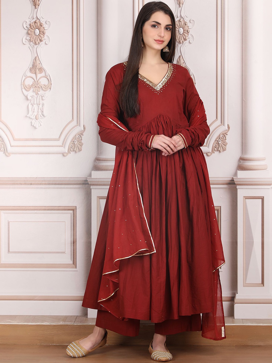 Akshayini Dilkash V-Neck Gotta Patti Pure Cotton Anarkali Kurta With Trousers & Dupatta, Maroon
Akshayini Dilkash V-Neck Gotta Patti Pure Cotton Anarkali Kurta With Trousers & Dupatta, Maroon