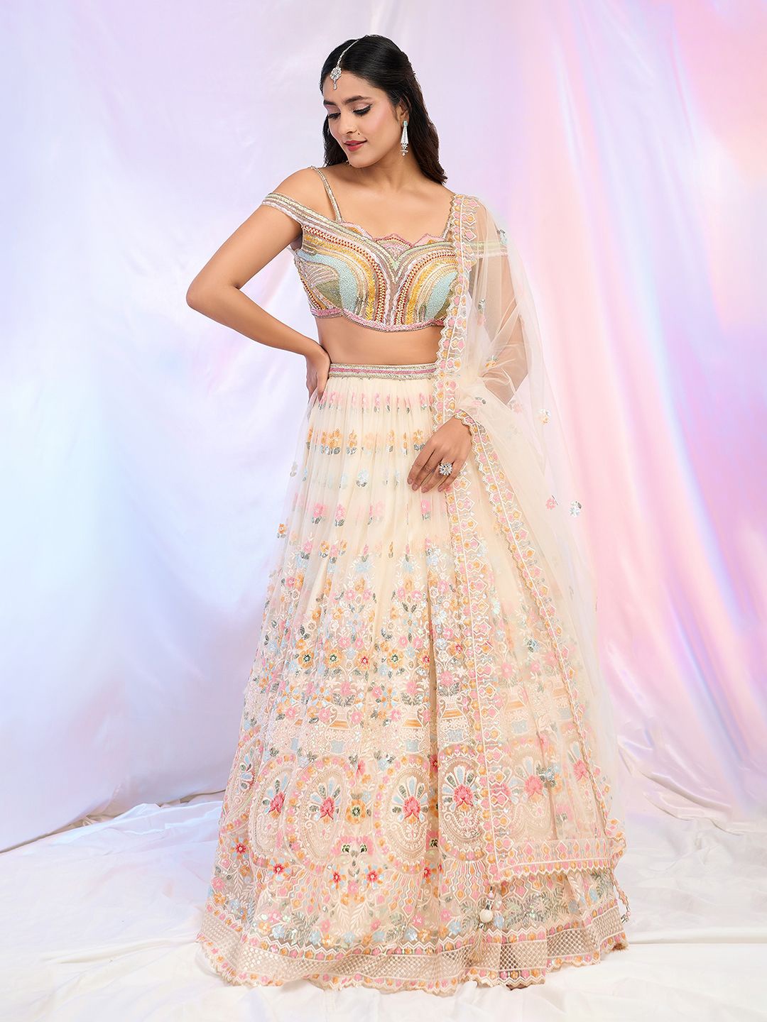Alaya Advani Embroidered Beads and Stones Ready to Wear Lehenga & Blouse With Dupatta, Cream
Alaya Advani Embroidered Beads and Stones Ready to Wear Lehenga & Blouse With Dupatta, Cream