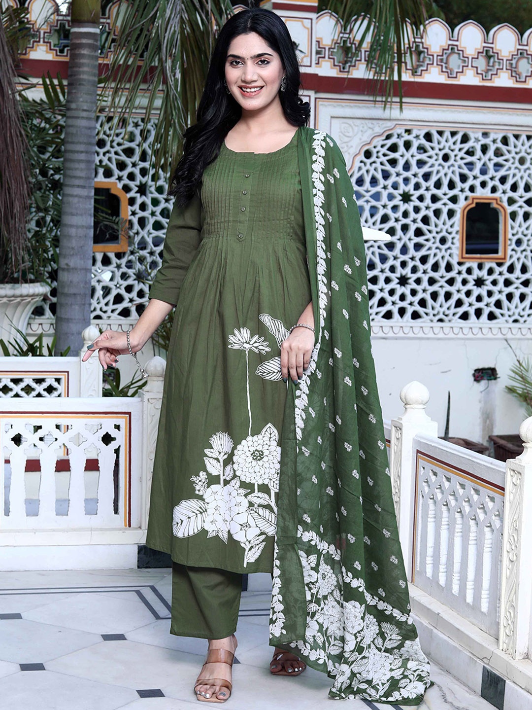 Doriyaan Women Floral Printed Regular Pure Cotton Kurta with Palazzos & With Dupatta, Green
Doriyaan Women Floral Printed Regular Pure Cotton Kurta with Palazzos & With Dupatta, Green