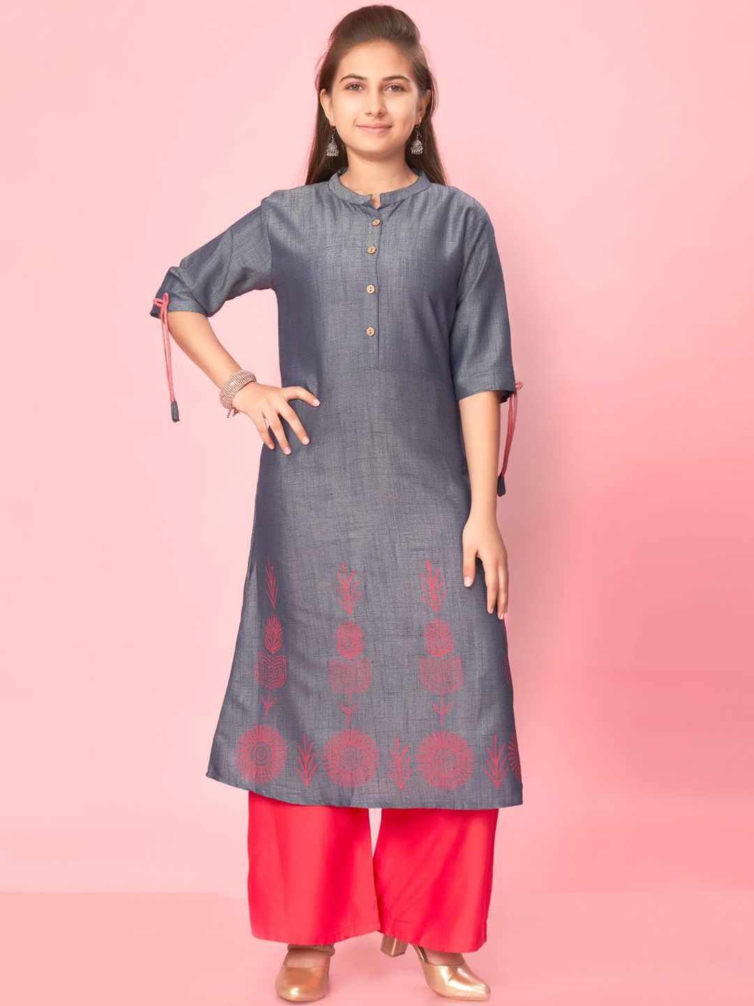 BAESD Girls Floral Printed Mandarin Collar Pure Cotton A-Line Kurta With Palazzos, Grey
BAESD Girls Floral Printed Mandarin Collar Pure Cotton A-Line Kurta With Palazzos, Grey