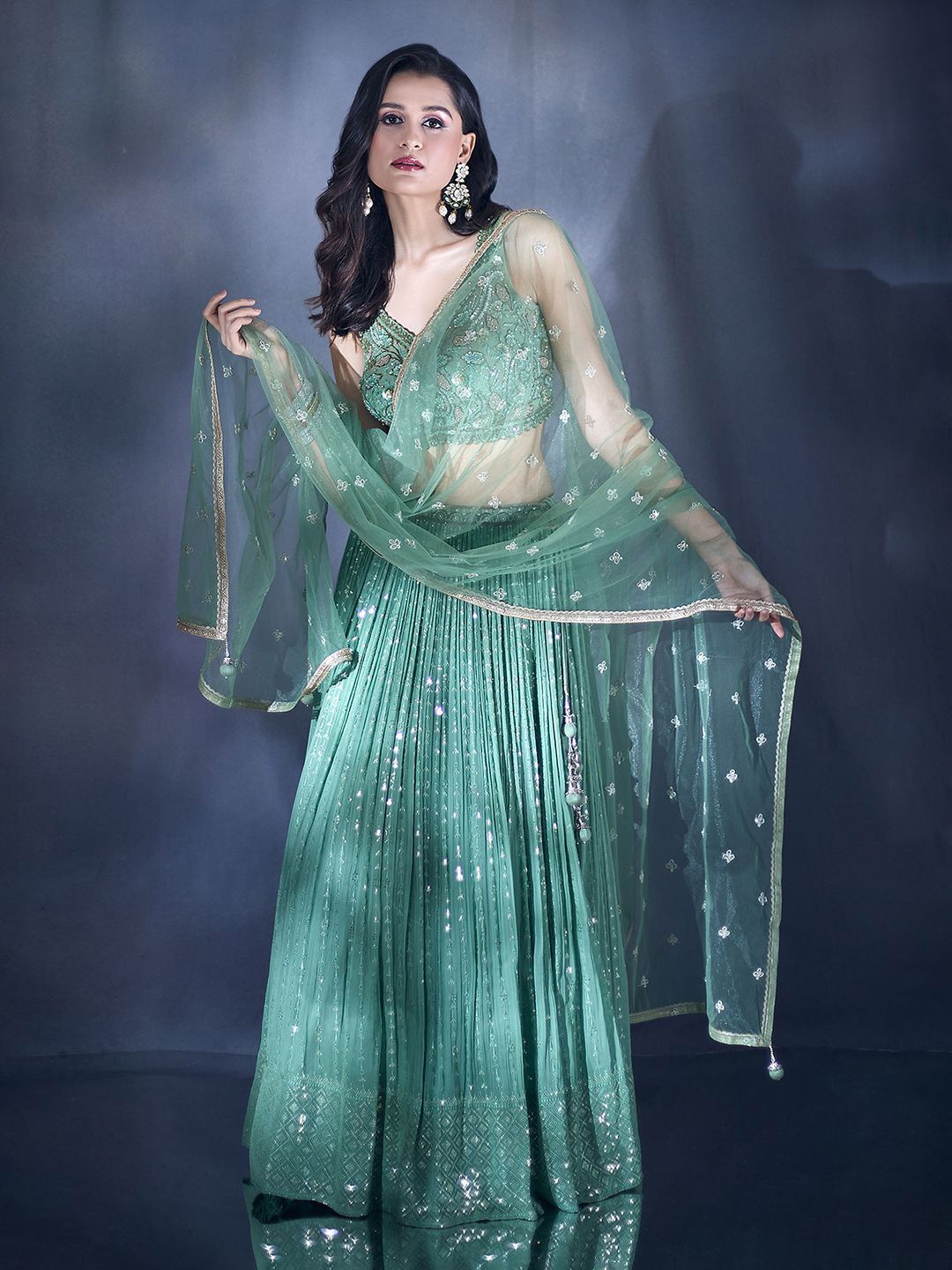 Alaya Advani Embroidered Beads and Stones Ready to Wear Lehenga & Blouse With Dupatta, Green
Alaya Advani Embroidered Beads and Stones Ready to Wear Lehenga & Blouse With Dupatta, Green