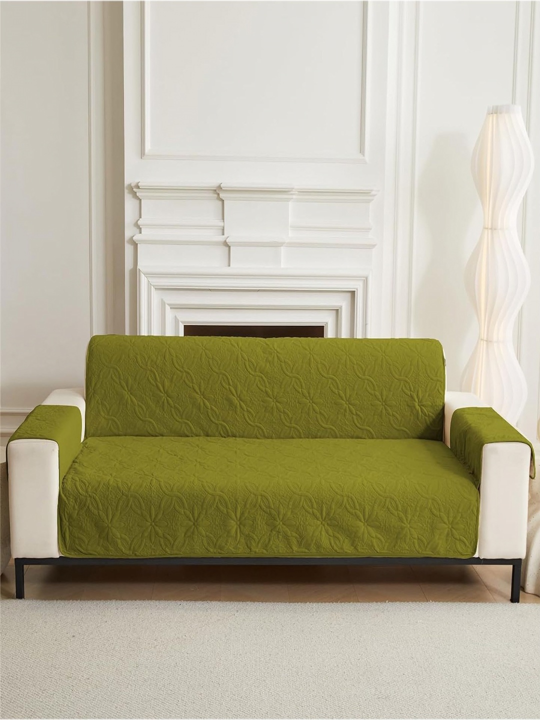 HOUSE OF QUIRK Green Printed Four Seater Quilted Water-Resistant Sofa Mat With Arms
HOUSE OF QUIRK Green Printed Four Seater Quilted Water-Resistant Sofa Mat With Arms