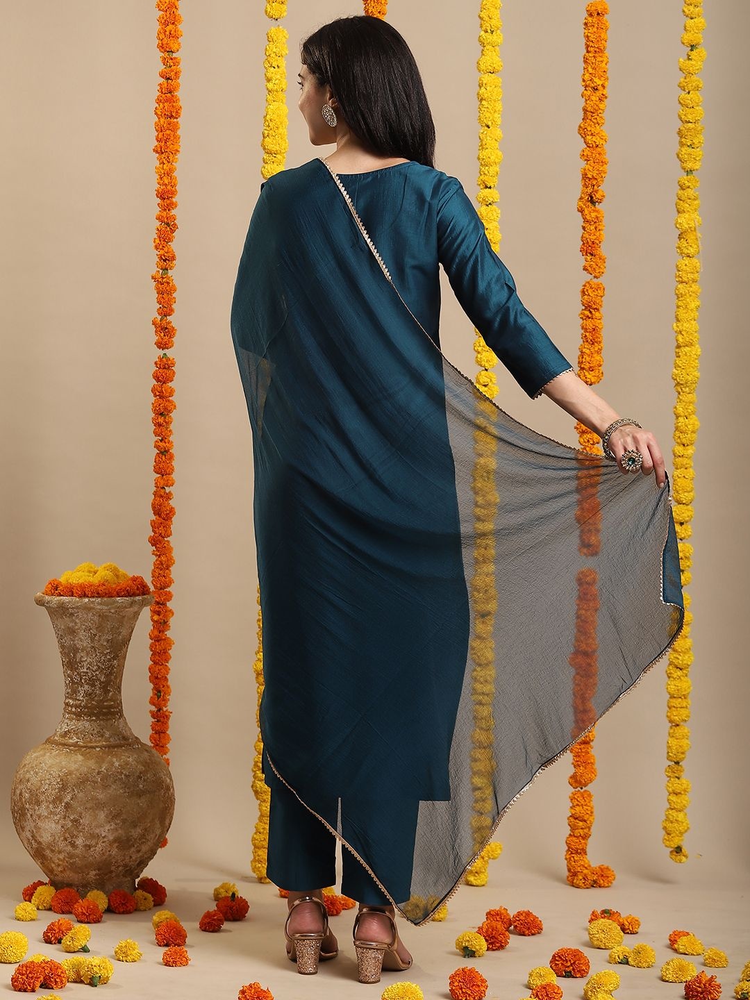 Anni Designer Floral Embroidered Round Neck Straight Kurta With Trouser & Dupatta, Blue
Anni Designer Floral Embroidered Round Neck Straight Kurta With Trouser & Dupatta, Blue