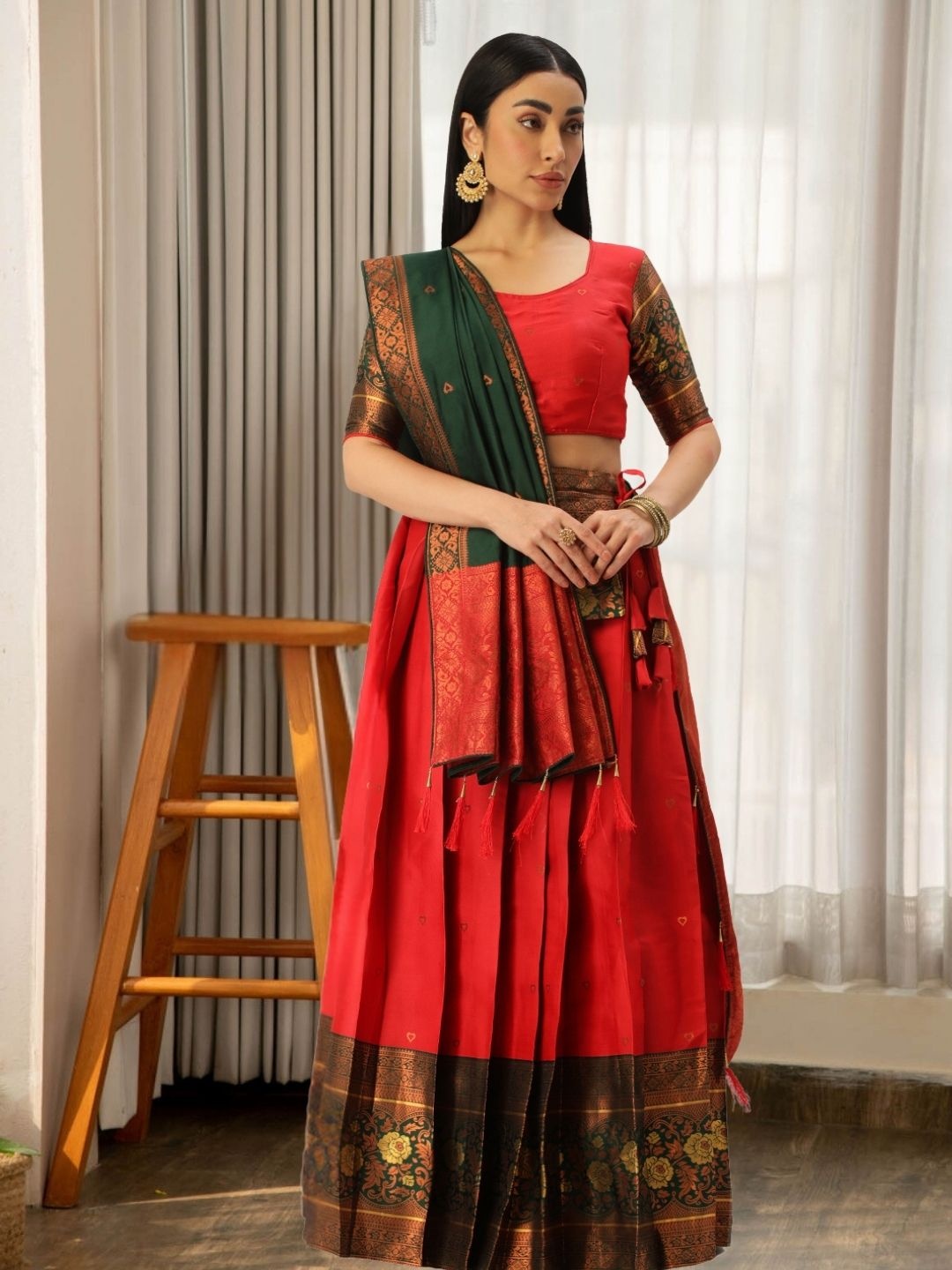 MAGMINA Woven Design Zari Semi-Stitched Lehenga & Unstitched Blouse With Dupatta & Belt, Red
MAGMINA Woven Design Zari Semi-Stitched Lehenga & Unstitched Blouse With Dupatta & Belt, Red