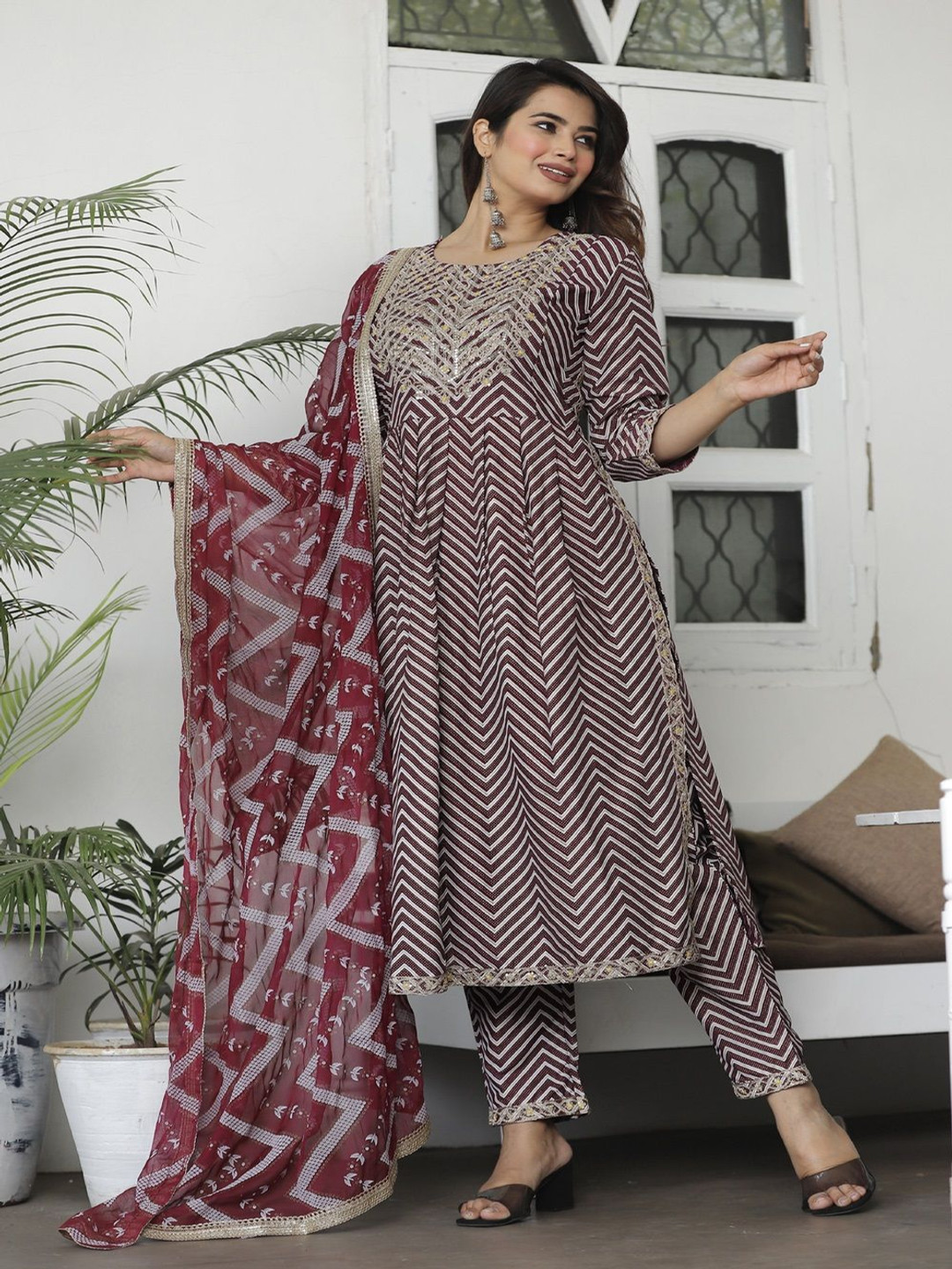 ANNAYEMA APPARELS Women Embroidered Regular Kurta with Salwar & With Dupatta, Purple 
ANNAYEMA APPARELS Women Embroidered Regular Kurta with Salwar & With Dupatta, Purple