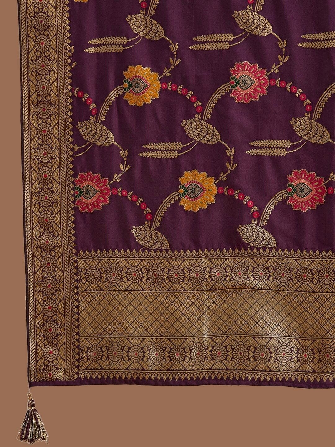 Blue Wish Floral Embroidered Chanderi Silk Straight Kurta With Trousers And Dupatta, Purple
Blue Wish Floral Embroidered Chanderi Silk Straight Kurta With Trousers And Dupatta, Purple