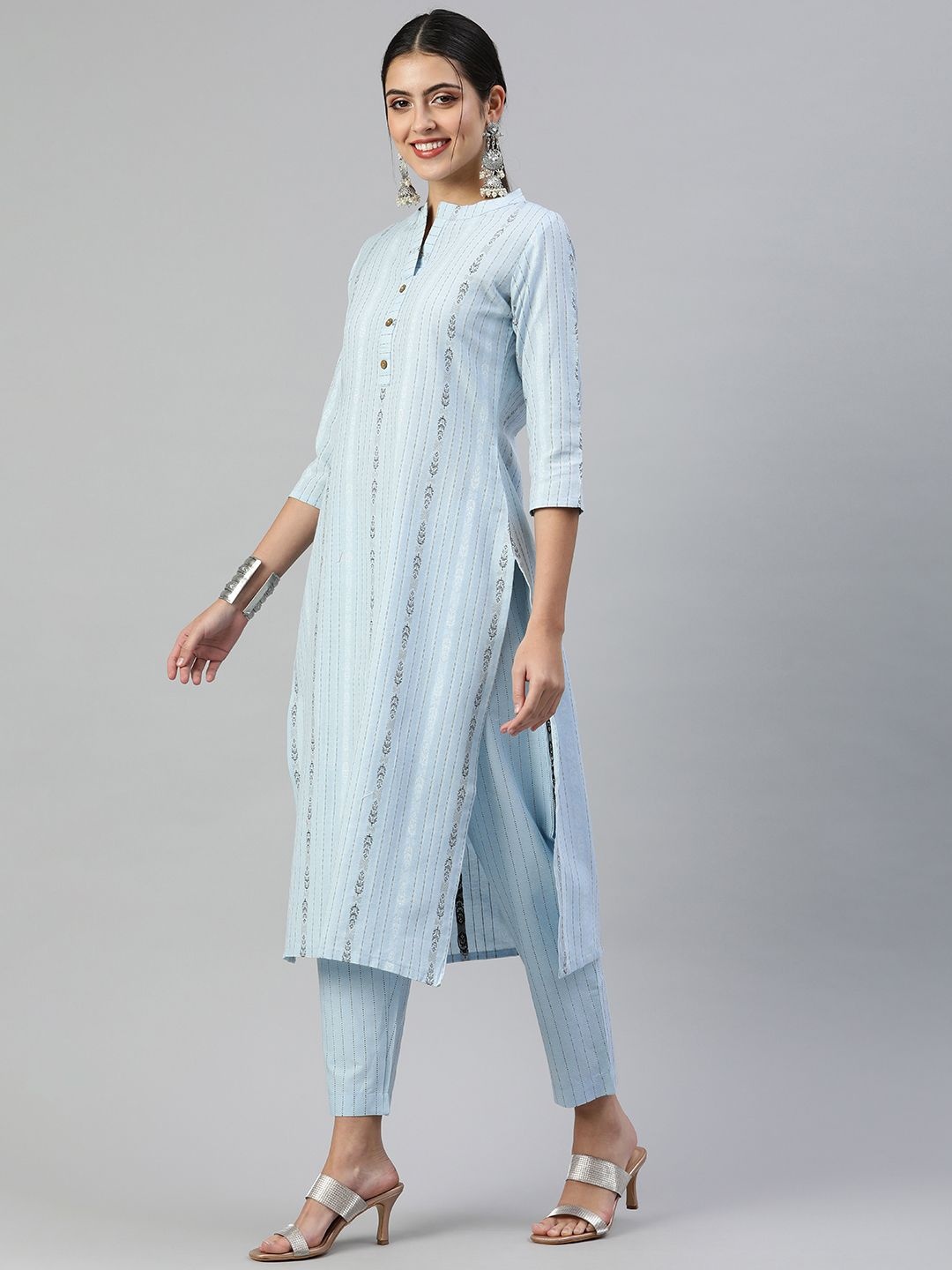KALINI Selection Of 2 Striped Woven Mandarin Collar Straight Kurtas with Trousers, Blue
KALINI Selection Of 2 Striped Woven Mandarin Collar Straight Kurtas with Trousers, Blue