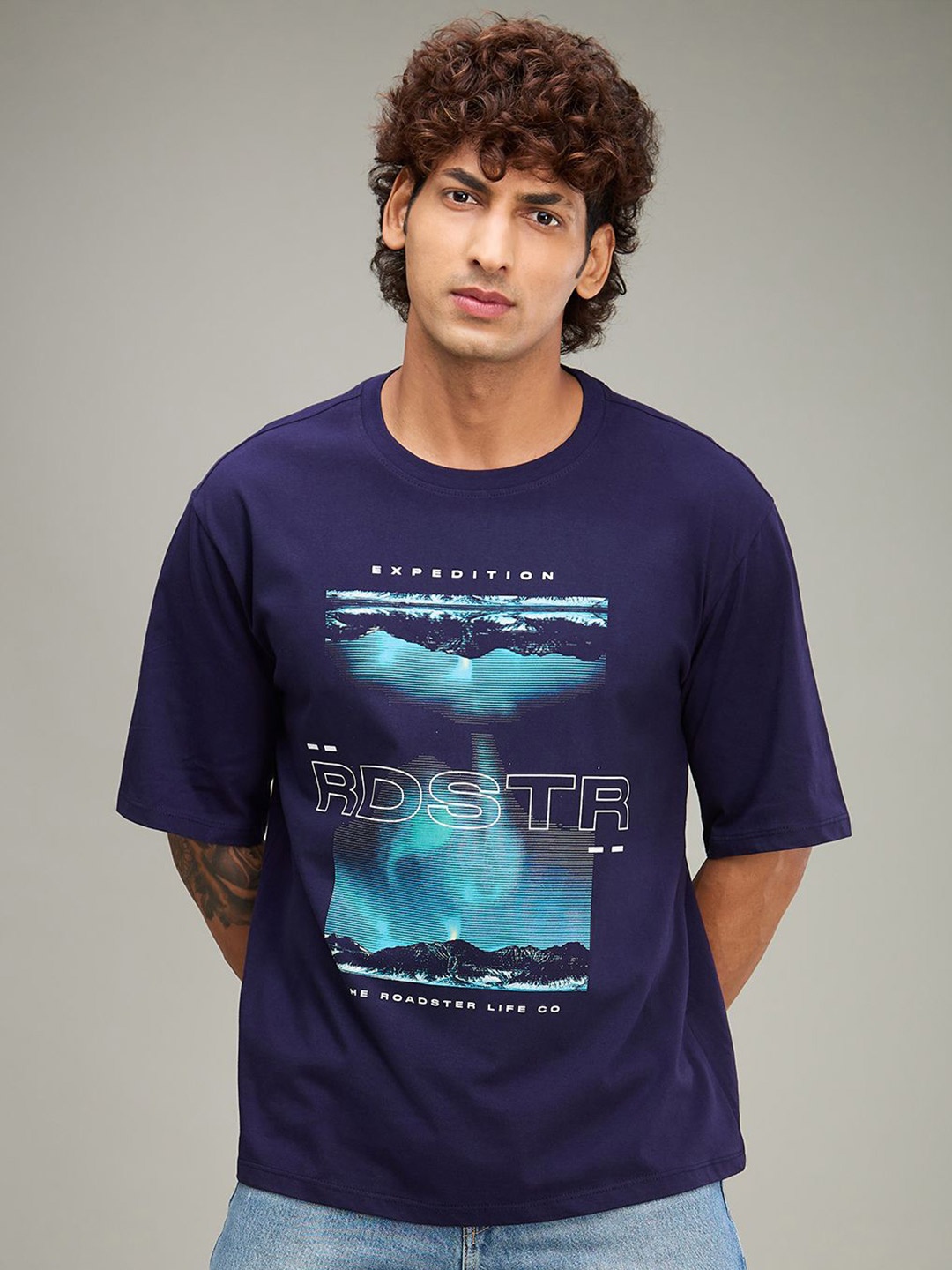 The Roadster Lifestyle Co. Men Graphic Printed Round Neck Cotton Relaxed Fit T-shirt, Navy blue
The Roadster Lifestyle Co. Men Graphic Printed Round Neck Cotton Relaxed Fit T-shirt, Navy blue