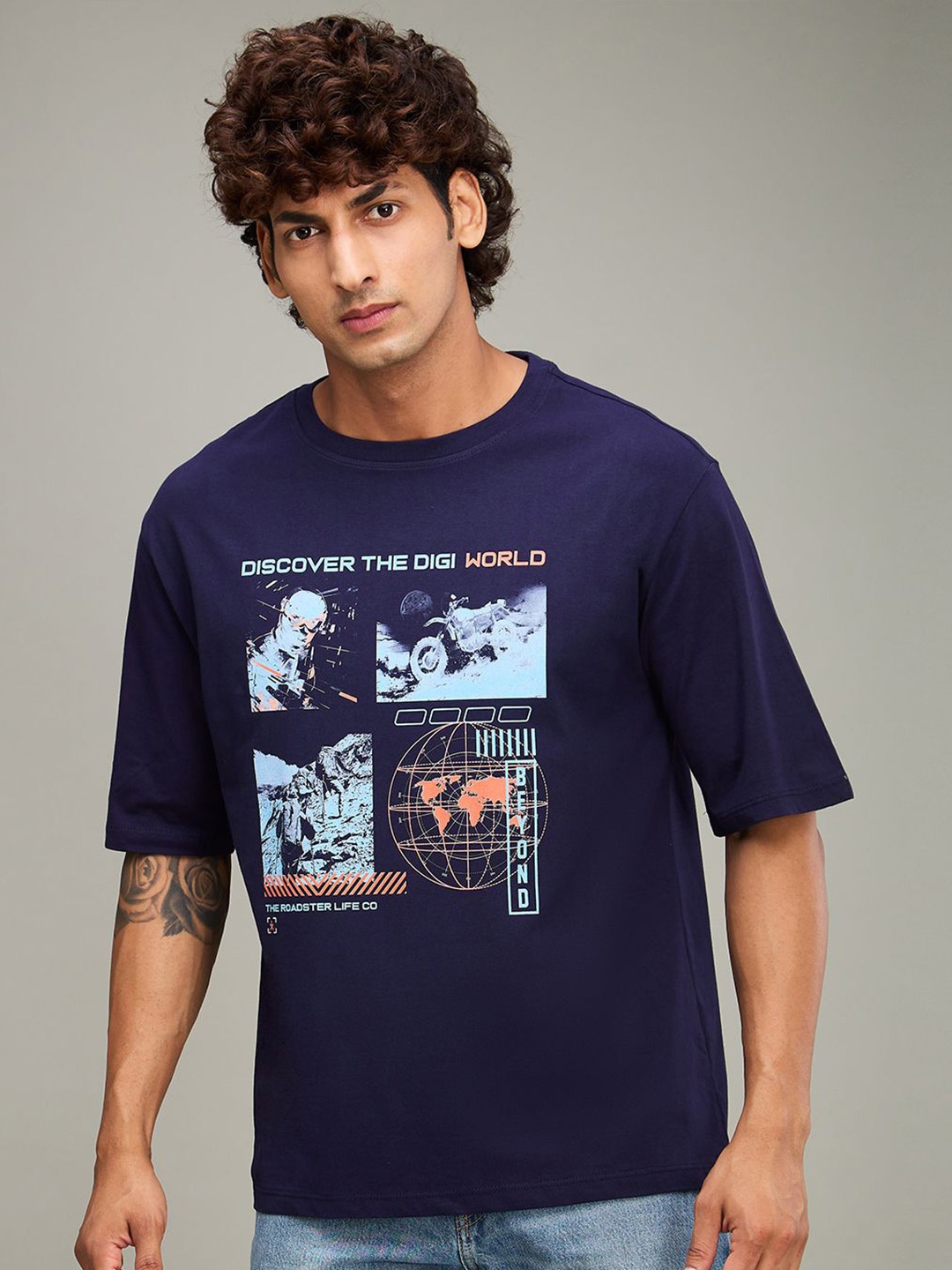 The Roadster Lifestyle Co. Men Graphic Printed Round Neck Cotton Relaxed Fit T-shirt, Navy blue
The Roadster Lifestyle Co. Men Graphic Printed Round Neck Cotton Relaxed Fit T-shirt, Navy blue