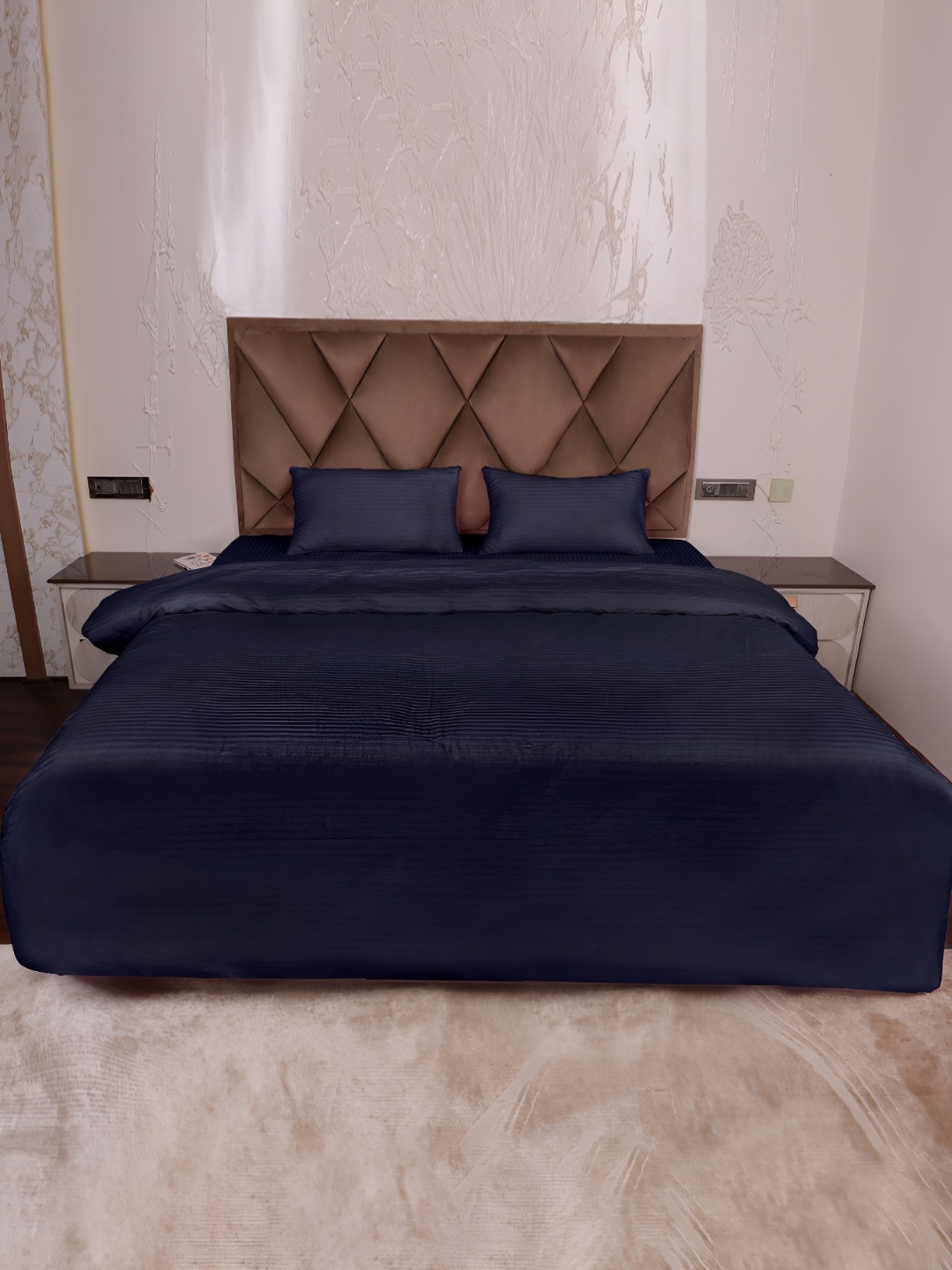 AJISH Dark-Blue Striped Cotton 310 Thread Count Single Size Duvet Cover With Pillow Cover
AJISH Dark-Blue Striped Cotton 310 Thread Count Single Size Duvet Cover With Pillow Cover