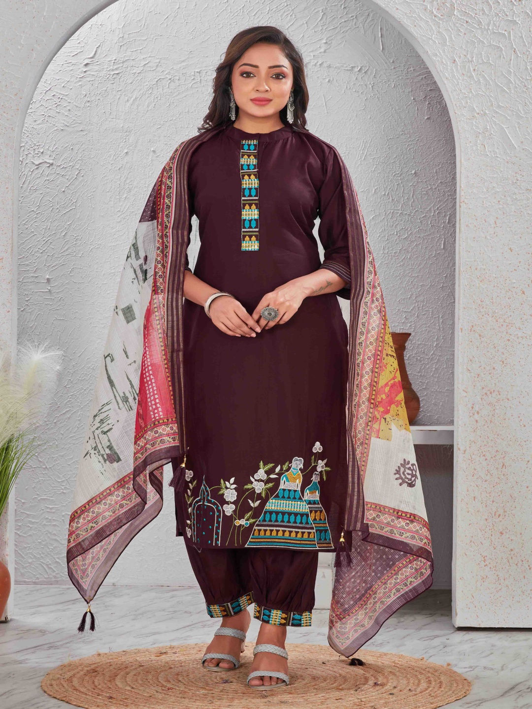 Tankori Ethnic Motifs Embroidered Thread Work Cotton Silk Kurta with Salwar & Dupatta, Brown
Tankori Ethnic Motifs Embroidered Thread Work Cotton Silk Kurta with Salwar & Dupatta, Brown