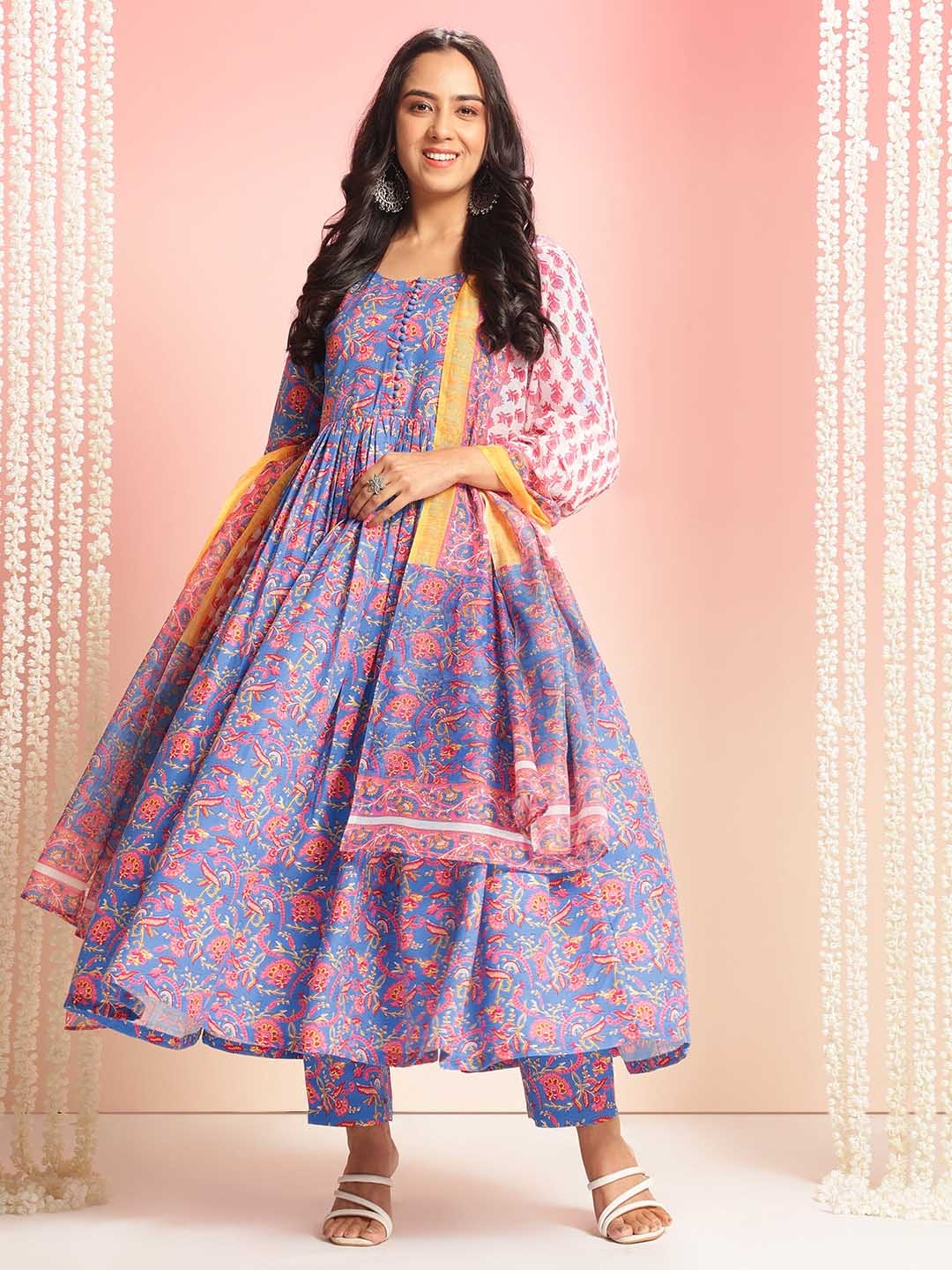 Anni Designer Women Floral Printed Regular Kurta with Trousers & With Dupatta, Lavender
Anni Designer Women Floral Printed Regular Kurta with Trousers & With Dupatta, Lavender
