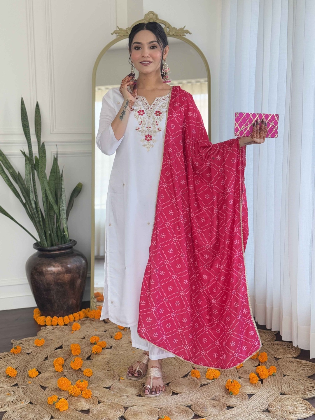 S.K.C Women Ethnic Motifs Embroidered Regular Kurta with Trousers & With Dupatta, White
S.K.C Women Ethnic Motifs Embroidered Regular Kurta with Trousers & With Dupatta, White