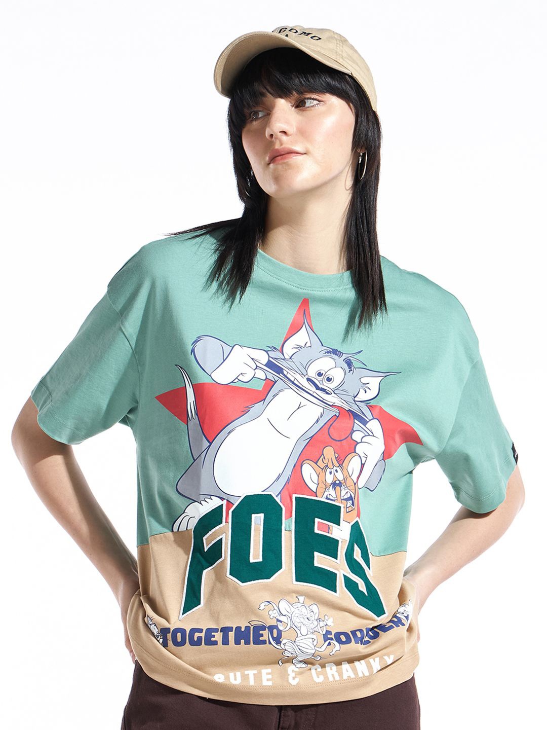Bewakoof Official Tom & Jerry Merchandise Women's Graphic Printed Oversized T-Shirt, Green
Bewakoof Official Tom & Jerry Merchandise Women's Graphic Printed Oversized T-Shirt, Green