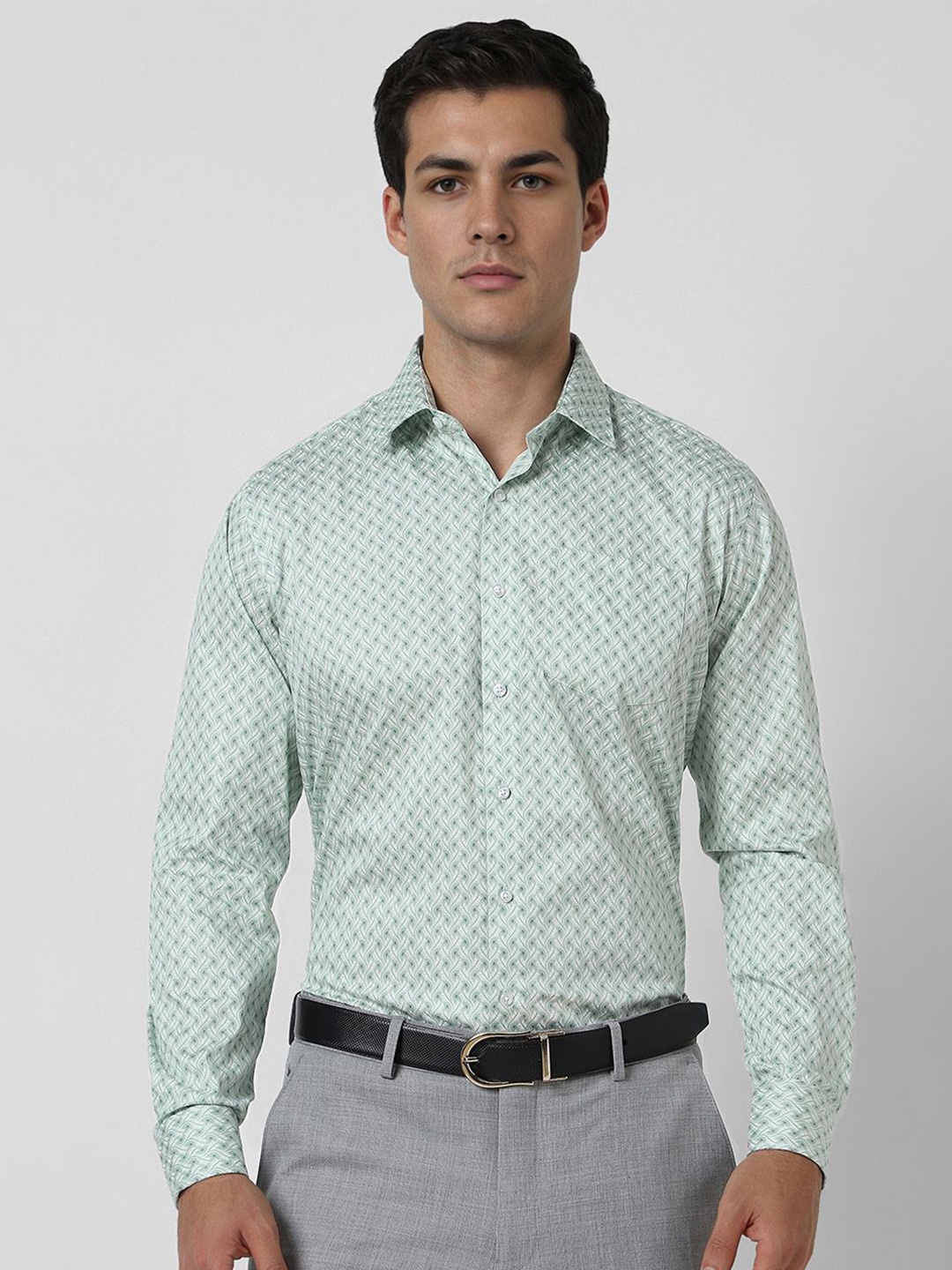 Van Heusen Men Slim Fit Spread Collar Geometric Printed Cotton Casual Shirt, Green
Van Heusen Men Slim Fit Spread Collar Geometric Printed Cotton Casual Shirt, Green