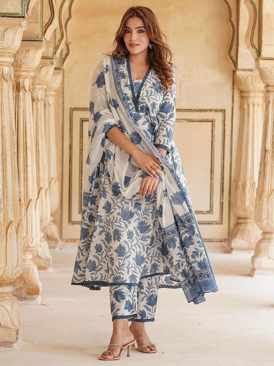 Moda Rapido Floral Printed Notch Neck Empire Anarkali Kurta With Trouser & Dupatta, White
Moda Rapido Floral Printed Notch Neck Empire Anarkali Kurta With Trouser & Dupatta, White