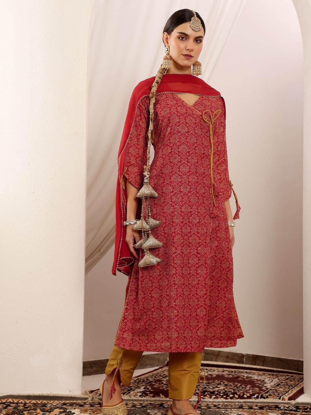 Lative Colours of Fashion Ethnic Motifs Printed Cotton Kurta With Trouser & Dupatta, Red
Lative Colours of Fashion Ethnic Motifs Printed Cotton Kurta With Trouser & Dupatta, Red