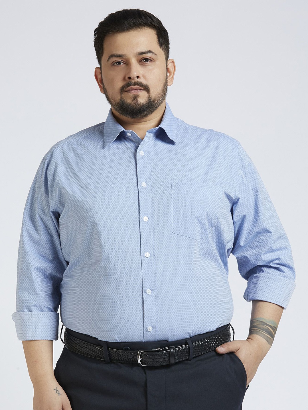 Sizeupp Men Plus Size Standard Oversized Fit Geometric Printed Cotton Formal Shirt, Blue
Sizeupp Men Plus Size Standard Oversized Fit Geometric Printed Cotton Formal Shirt, Blue