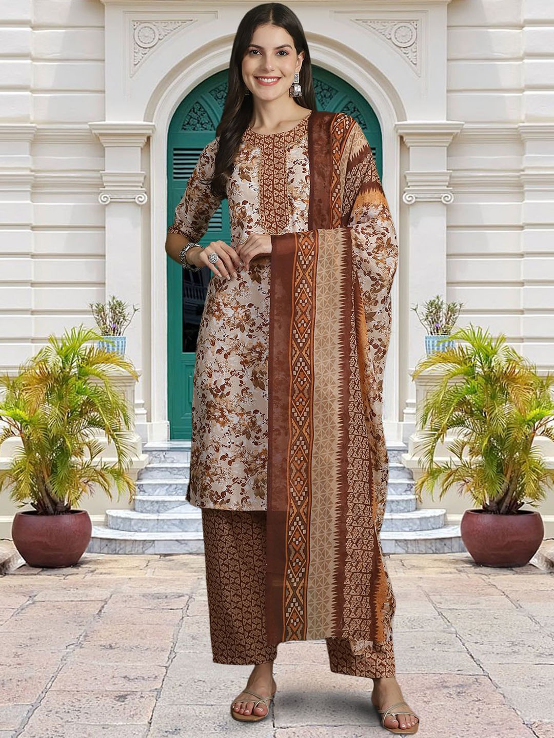 Moda Rapido Floral Printed Round Neck Straight Kurta With Trouser And Dupatta, Brown
Moda Rapido Floral Printed Round Neck Straight Kurta With Trouser And Dupatta, Brown