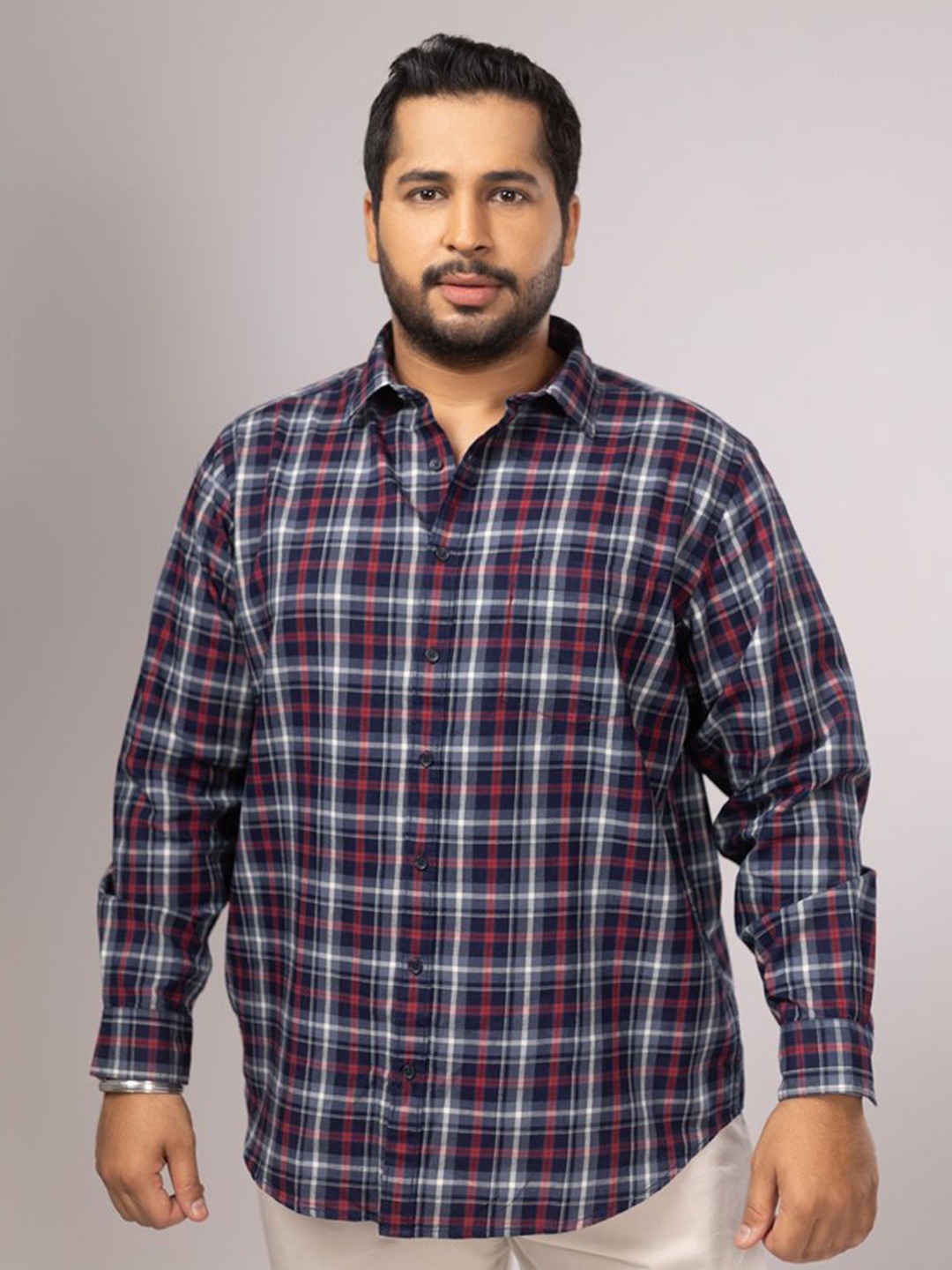 Sizeupp Men Plus Size Standard Oversized Fit Tartan Checked Cotton Casual Shirt, Navy blue
Sizeupp Men Plus Size Standard Oversized Fit Tartan Checked Cotton Casual Shirt, Navy blue