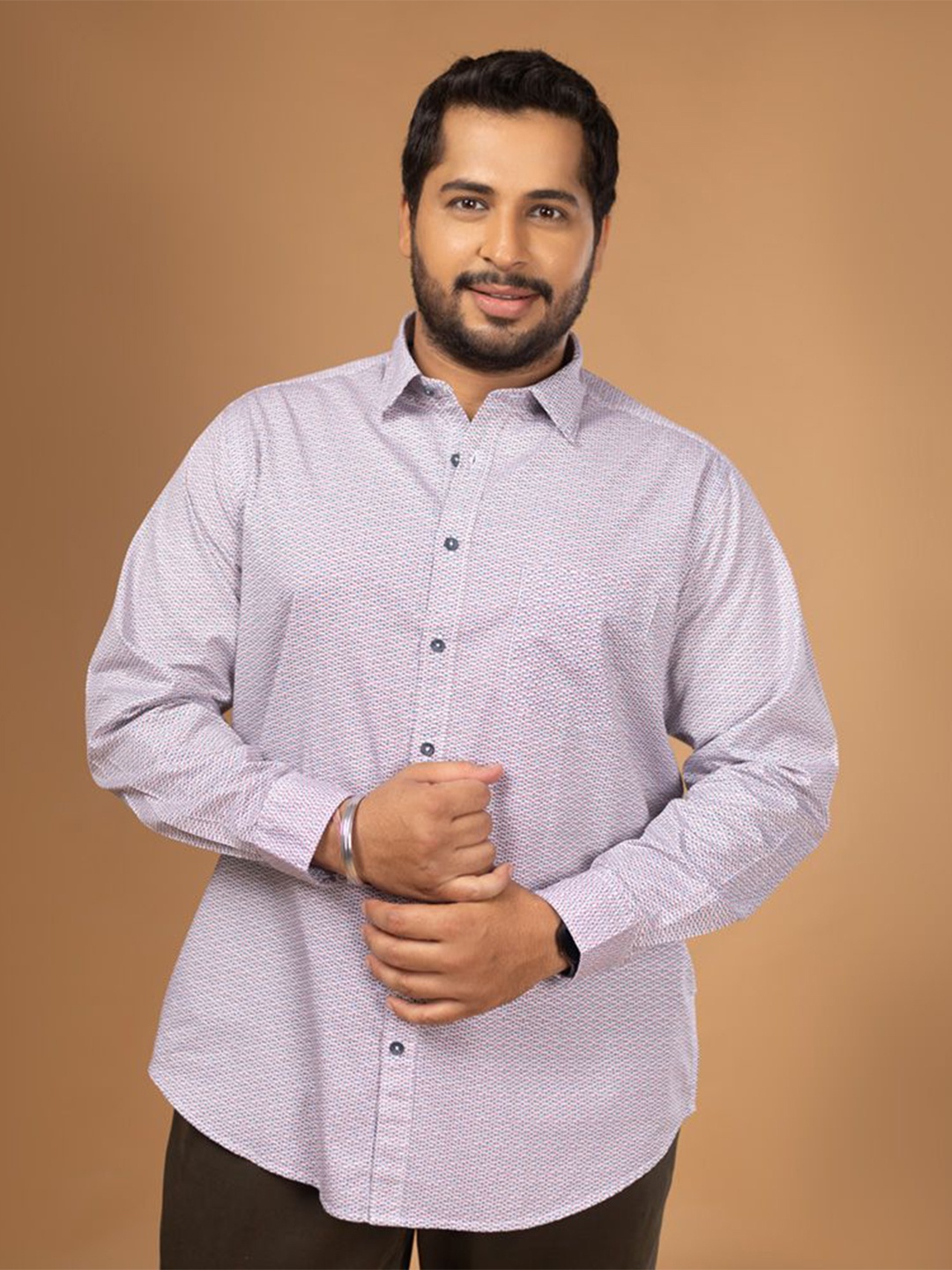 Sizeupp Men Plus Size Standard Fit Spread Collar Micro Ditsy Printed Cotton Casual Shirt, White
Sizeupp Men Plus Size Standard Fit Spread Collar Micro Ditsy Printed Cotton Casual Shirt, White