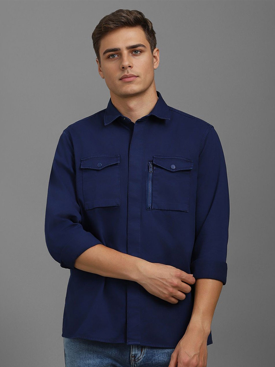 Louis Philippe Jeans Men Slim Fit Spread Collar Solid Cotton Formal Shirt, Navy blue
Louis Philippe Jeans Men Slim Fit Spread Collar Solid Cotton Formal Shirt, Navy blue