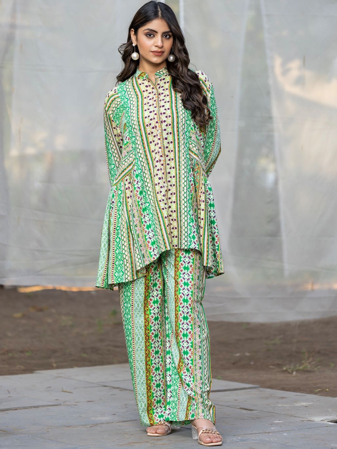 PIRRA DESIGNS Ethnic Motifs Printed Mandarin Collar Tunic With Trousers, Green
PIRRA DESIGNS Ethnic Motifs Printed Mandarin Collar Tunic With Trousers, Green