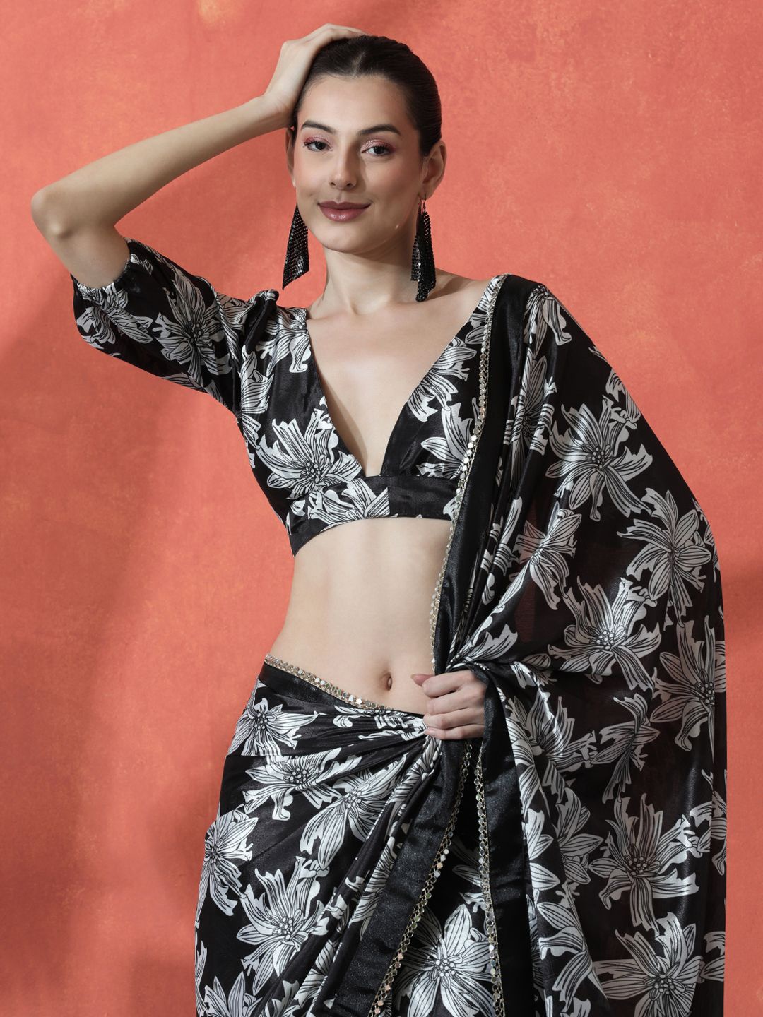 Sangria Satin Floral Printed Embellished Printed Mirror Work Ready to wear Saree, Black
Sangria Satin Floral Printed Embellished Printed Mirror Work Ready to wear Saree, Black