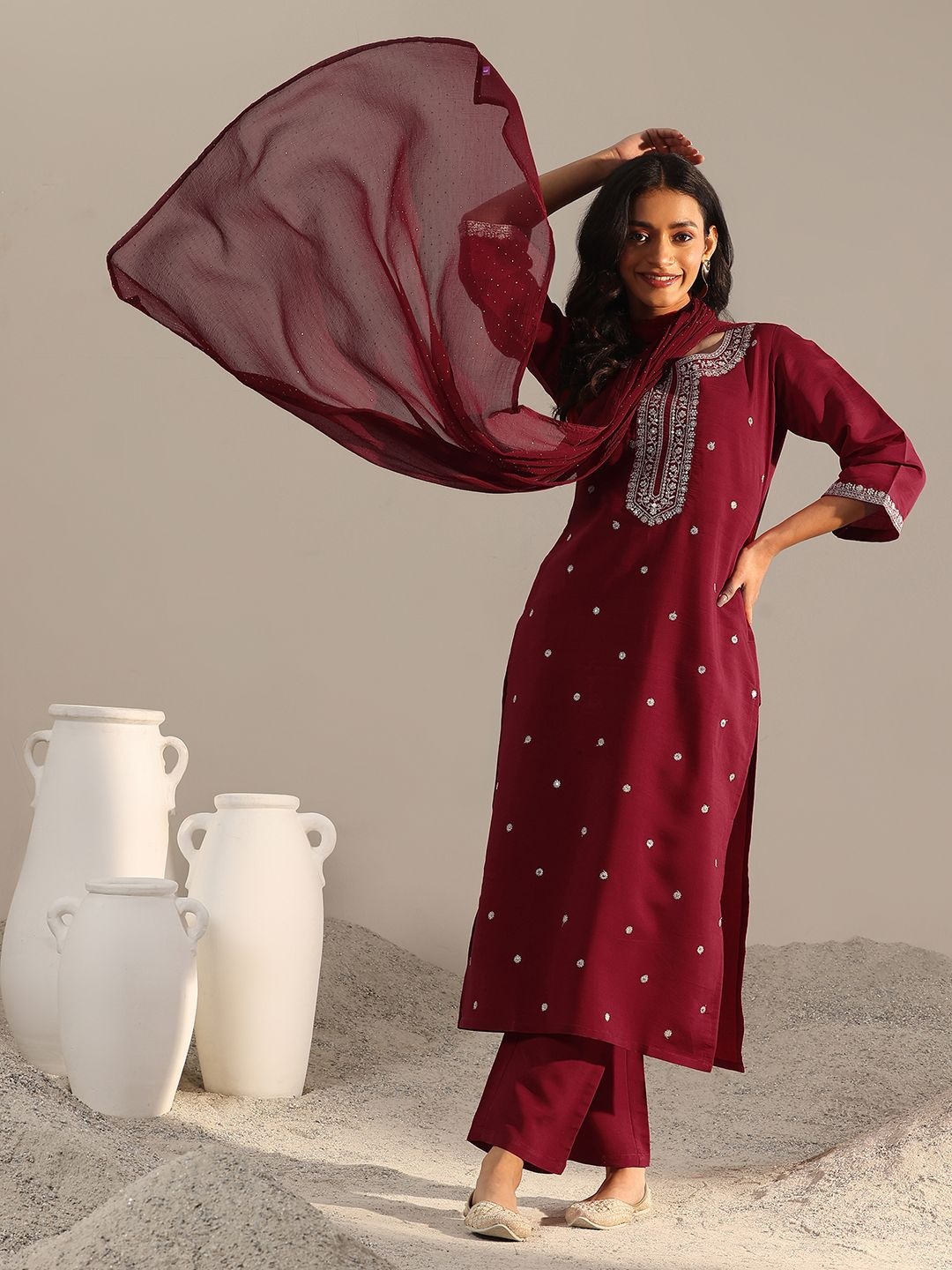 Libas Maroon Round Neck Floral Zari Embroidered Straight Kurta With Trouser And Dupatta
Libas Maroon Round Neck Floral Zari Embroidered Straight Kurta With Trouser And Dupatta