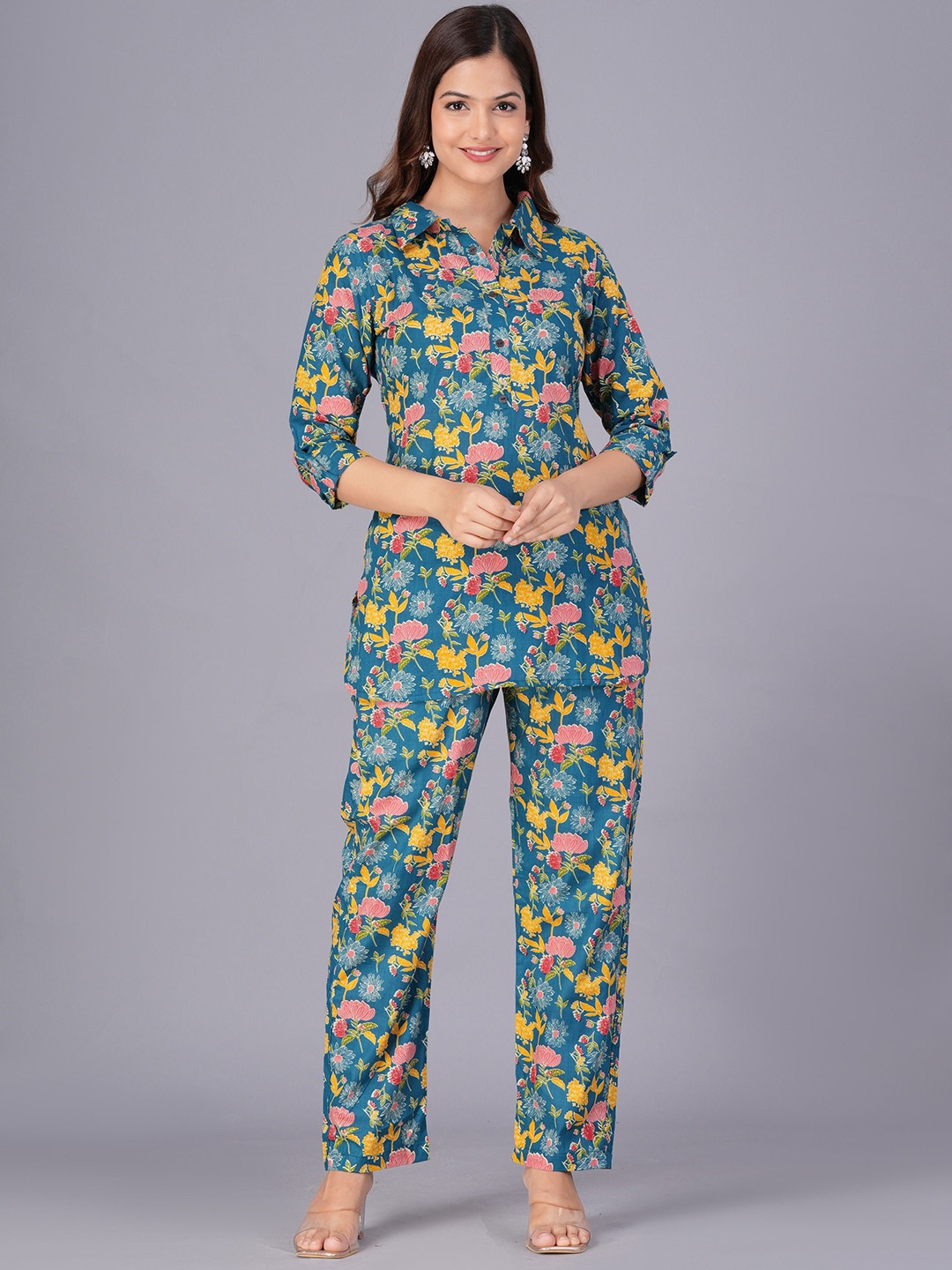 SHOPAXIS Floral Printed Shirt Collar Pure Cotton Relaxed Fit Tunic And Trousers, Blue
SHOPAXIS Floral Printed Shirt Collar Pure Cotton Relaxed Fit Tunic And Trousers, Blue