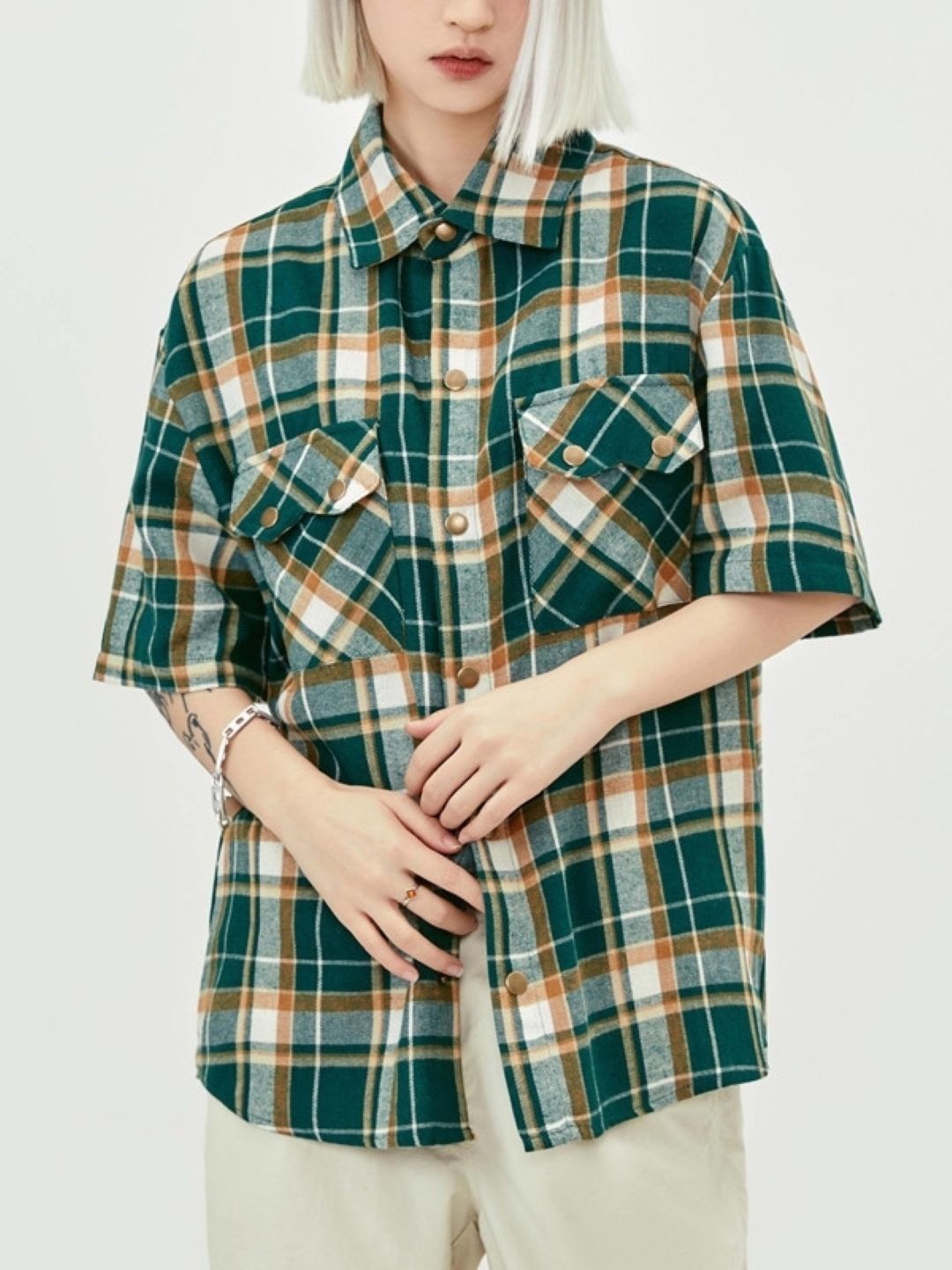 StyleCast Men Standard Oversized Fit Spread Collar Tartan Checked Casual Shirt, Olive
StyleCast Men Standard Oversized Fit Spread Collar Tartan Checked Casual Shirt, Olive