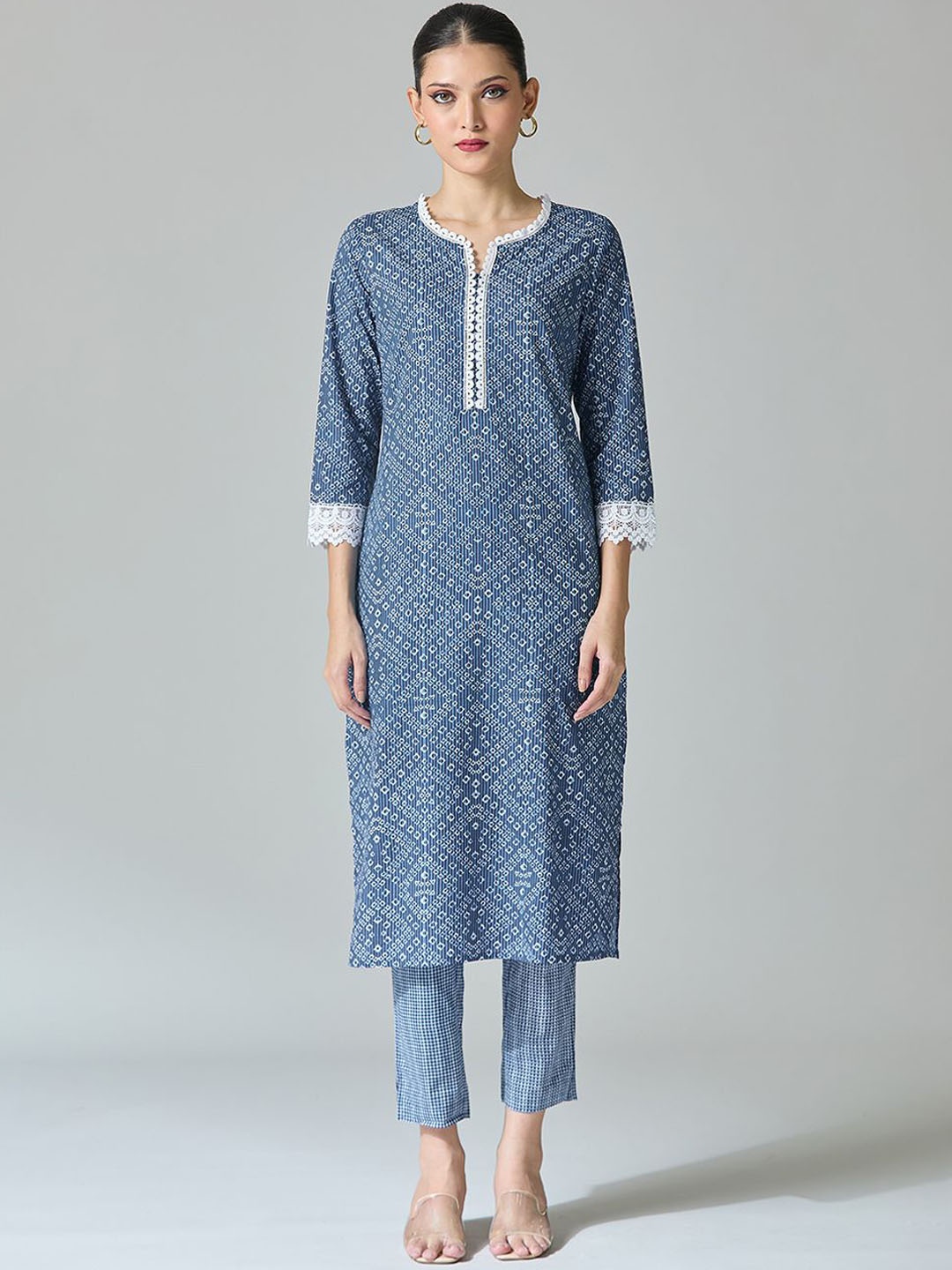 Samyukta Singhania Bandhani Printed V-Neck Pure Cotton Staright Kurta With Trousers, Blue
Samyukta Singhania Bandhani Printed V-Neck Pure Cotton Staright Kurta With Trousers, Blue