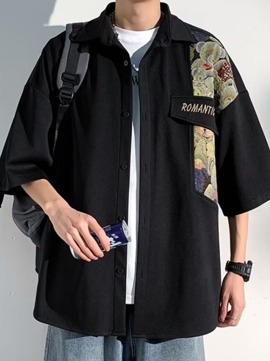 StyleCast Men Standard Oversized Fit Spread Collar Graphic Printed Casual Shirt, Black
StyleCast Men Standard Oversized Fit Spread Collar Graphic Printed Casual Shirt, Black