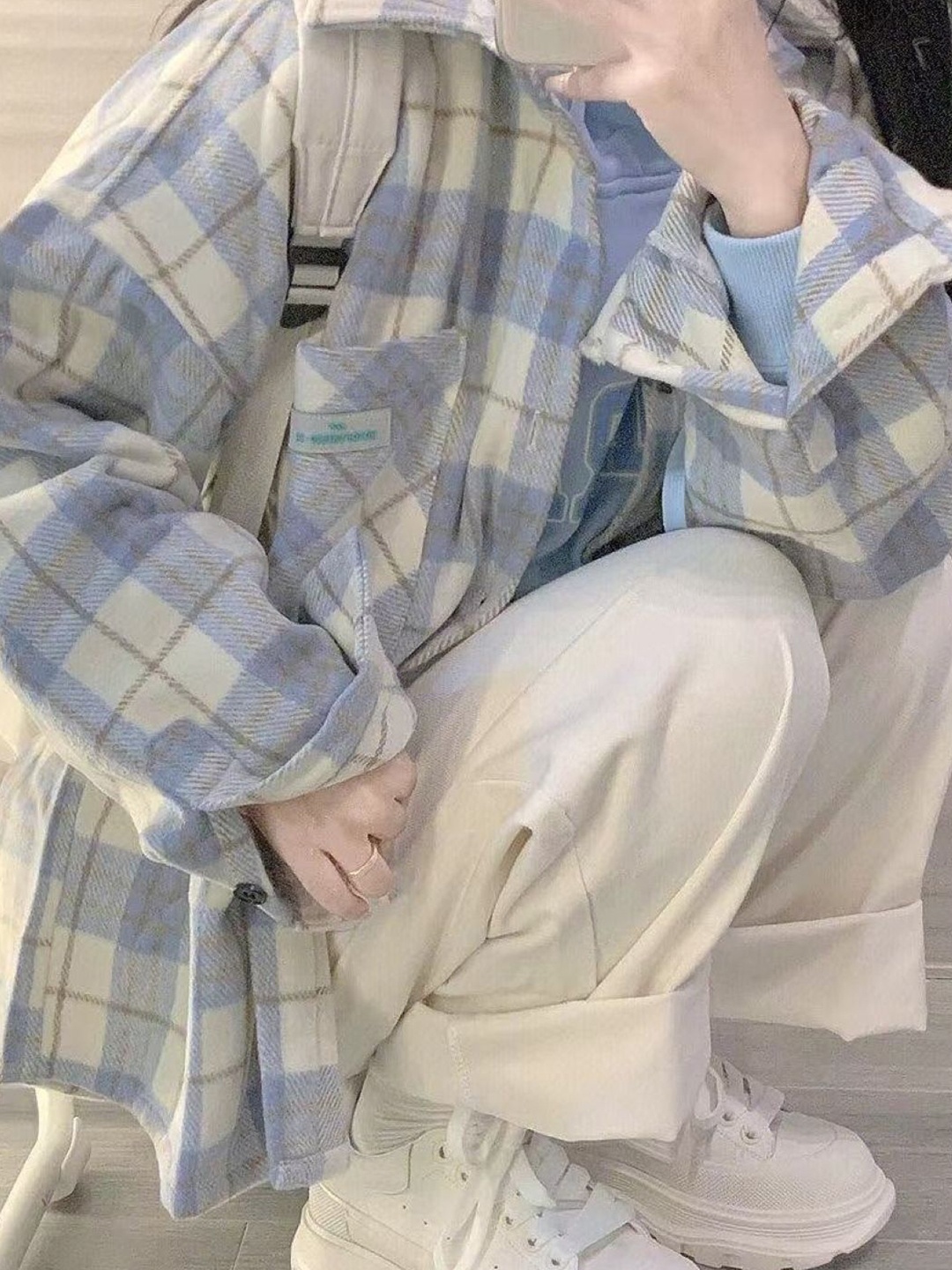 StyleCast Women Standard Oversized Fit Spread Collar Tartan Checked Cotton Casual Shirt, Blue
StyleCast Women Standard Oversized Fit Spread Collar Tartan Checked Cotton Casual Shirt, Blue