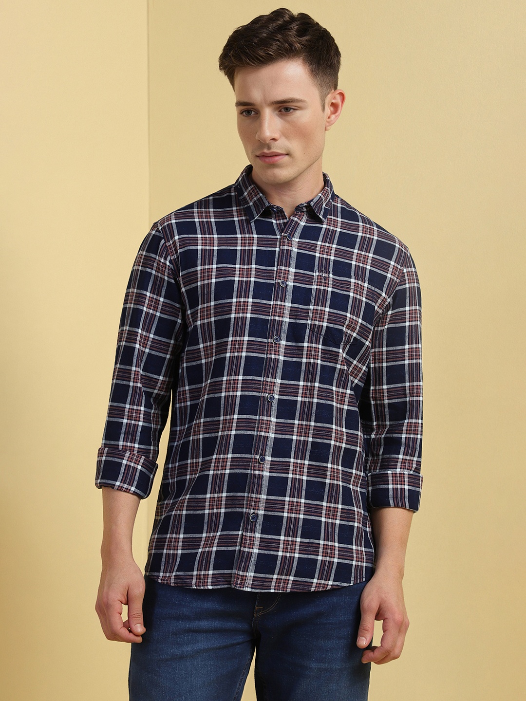Allen Solly Men Custom Fit Spread Collar Tartan Checked Cotton Casual Shirt, Navy blue
Allen Solly Men Custom Fit Spread Collar Tartan Checked Cotton Casual Shirt, Navy blue