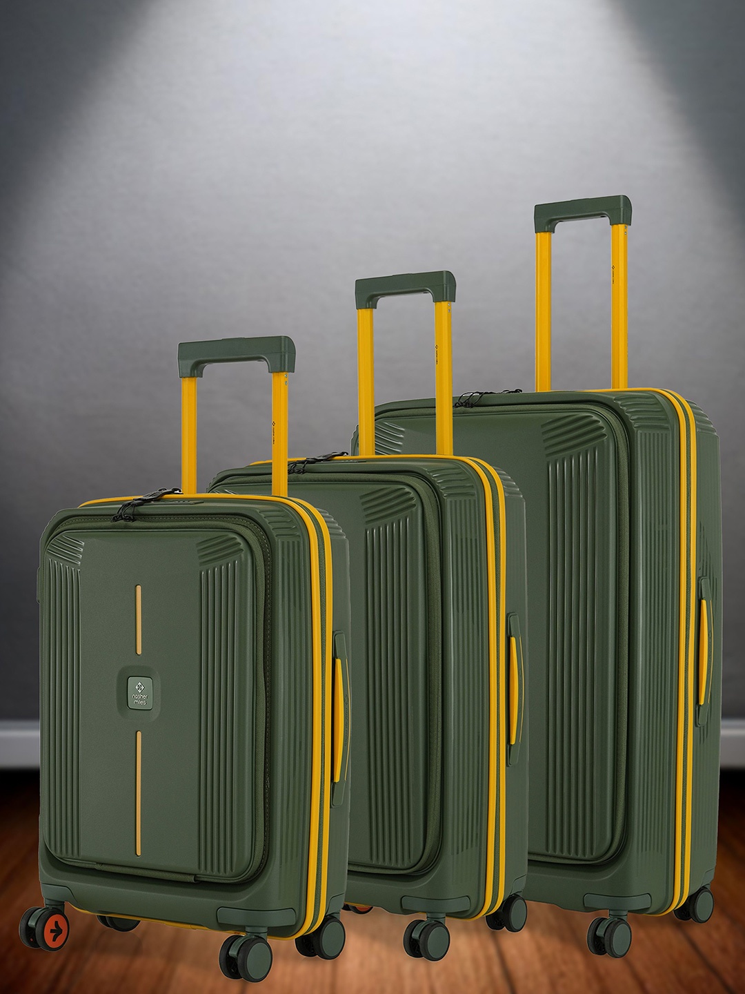 Nasher Miles Alexandria Polypropylene Set of 3 S/M/L Green Yellow Trolley Bags 55-65-75 cm
Nasher Miles Alexandria Polypropylene Set of 3 S/M/L Green Yellow Trolley Bags 55-65-75 cm