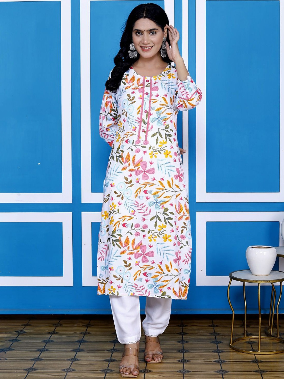 Moda Rapido Floral Printed Round Neck Pure Cotton Straight Kurta with Trousers, White
Moda Rapido Floral Printed Round Neck Pure Cotton Straight Kurta with Trousers, White