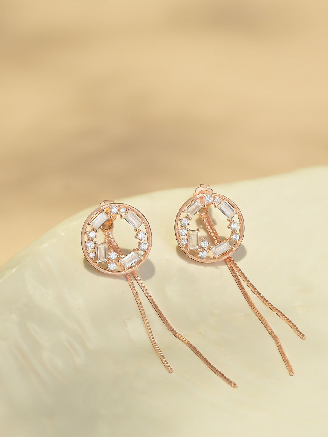TOUCH925 925 Silver Rose Gold-Plated CZ Studded Circular Shaped Tasselled Drop Earrings
TOUCH925 925 Silver Rose Gold-Plated CZ Studded Circular Shaped Tasselled Drop Earrings