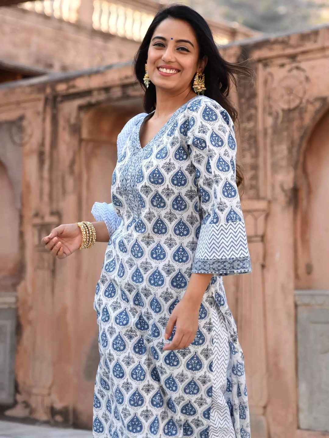 Moda Rapido Ethnic Motifs Printed V-Neck Straight Kurta With Trouser And Dupatta, White
Moda Rapido Ethnic Motifs Printed V-Neck Straight Kurta With Trouser And Dupatta, White