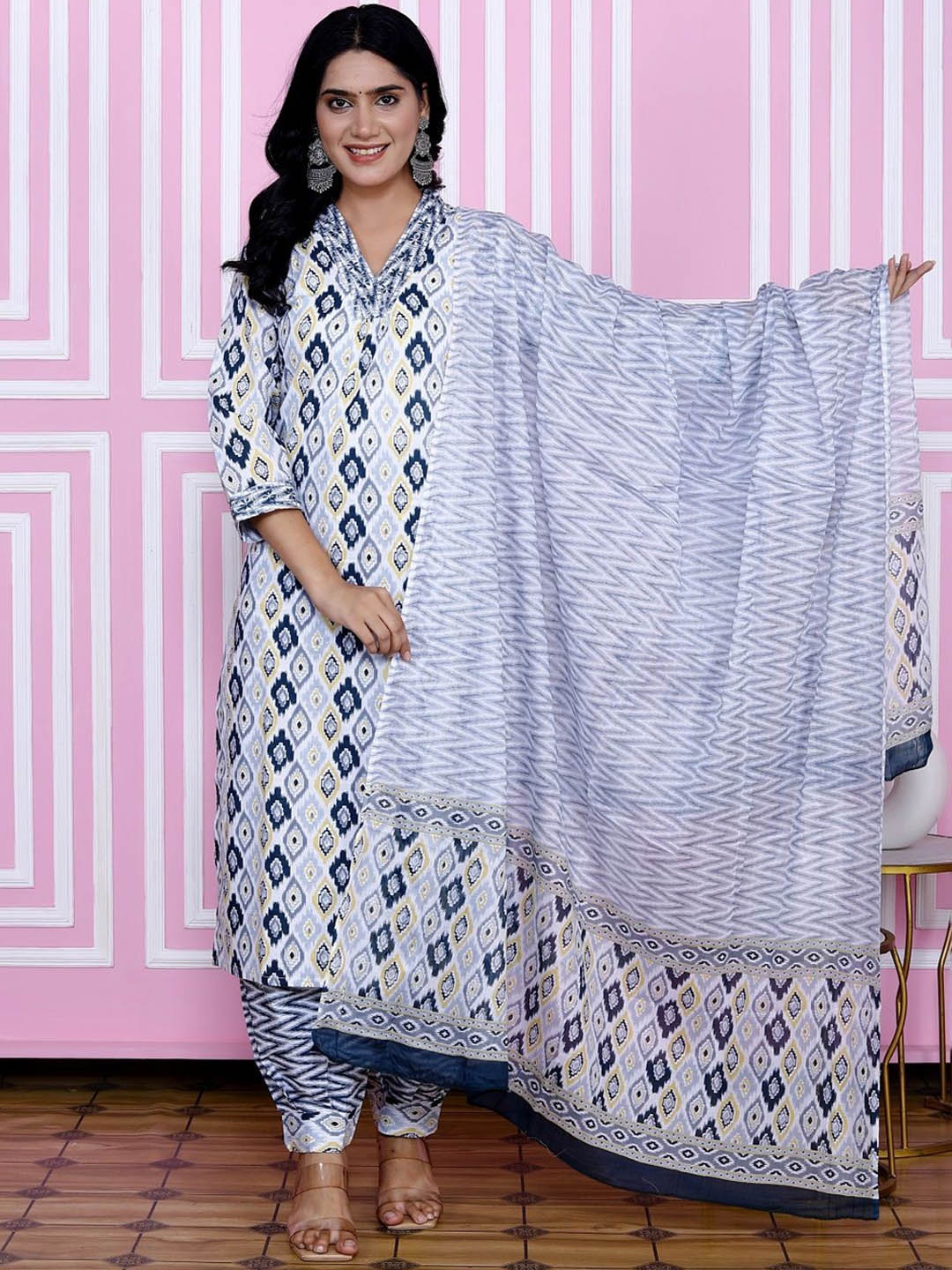 Moda Rapido Ethnic Motifs Printed V-Neck Pure Cotton Straight Kurta With Salwar & Dupatta, Blue
Moda Rapido Ethnic Motifs Printed V-Neck Pure Cotton Straight Kurta With Salwar & Dupatta, Blue