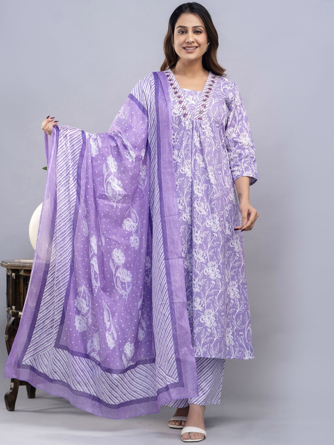 POSHART FASHION AS UNIQUE AS YOU ARE Printed Pure Cotton Kurta With Palazzos & Dupatta, Purple
POSHART FASHION AS UNIQUE AS YOU ARE Printed Pure Cotton Kurta With Palazzos & Dupatta, Purple
