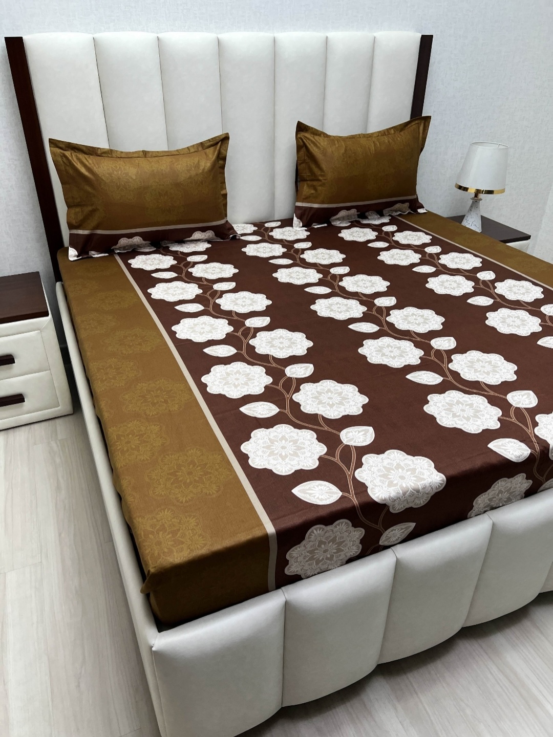 Pure Decor Passion Fur Brown Printed Pure Cotton 250 TC Queen Bedsheet Set 2.28 m x 2.54 m
Pure Decor Passion Fur Brown Printed Pure Cotton 250 TC Queen Bedsheet Set 2.28 m x 2.54 m