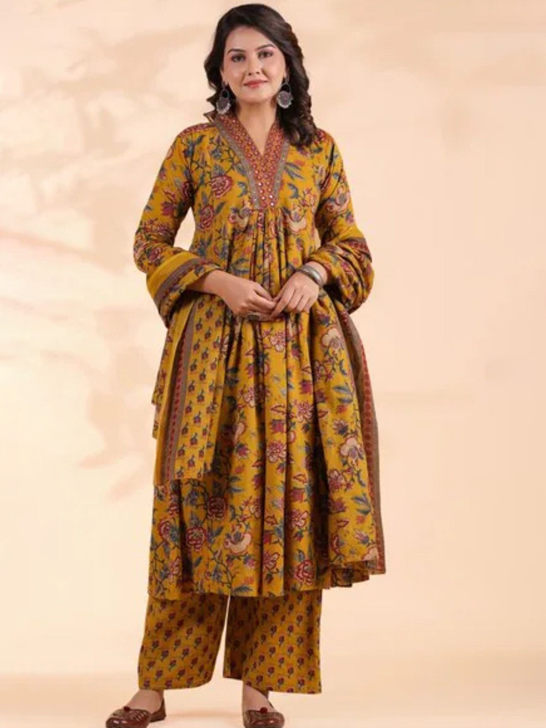 Heavenly Attire Women Floral Printed Pleated Mirror Work Pure Cotton Kurta with Trousers & With Dupatta, Mustard
Heavenly Attire Women Floral Printed Pleated Mirror Work Pure Cotton Kurta with Trousers & With Dupatta, Mustard