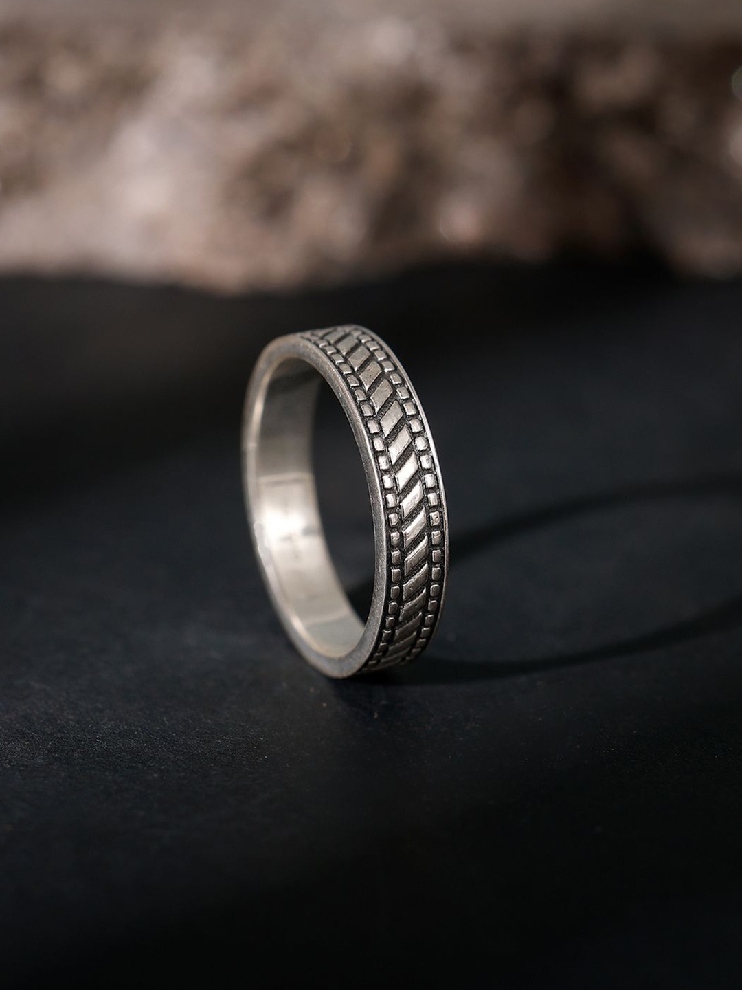 GIVA Men 925 Sterling Silver-Plated Oxidised Road Warrior Ring Fixed Size Indian - 17
GIVA Men 925 Sterling Silver-Plated Oxidised Road Warrior Ring Fixed Size Indian - 17