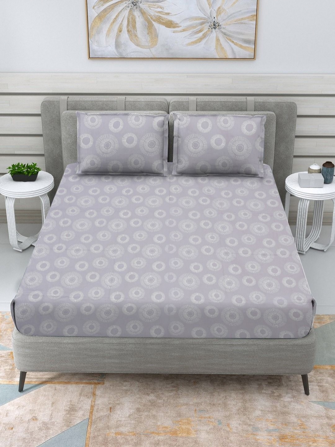 Myntra Elegant Homes Purple & White Geometric 160 TC King Bedsheet Set 2.74 m x 2.74 m
Myntra Elegant Homes Purple & White Geometric 160 TC King Bedsheet Set 2.74 m x 2.74 m